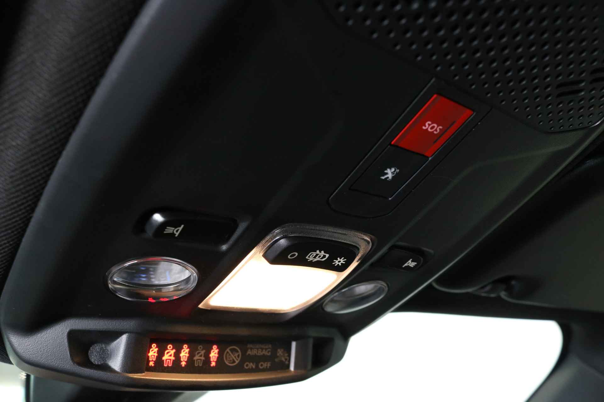 Peugeot 2008 1.2 PureTech 100PK Active | Airco | Cruise | Apple Carplay | DAB | Parkeersensoren achter | Bluetooth | Metallic | - 34/35