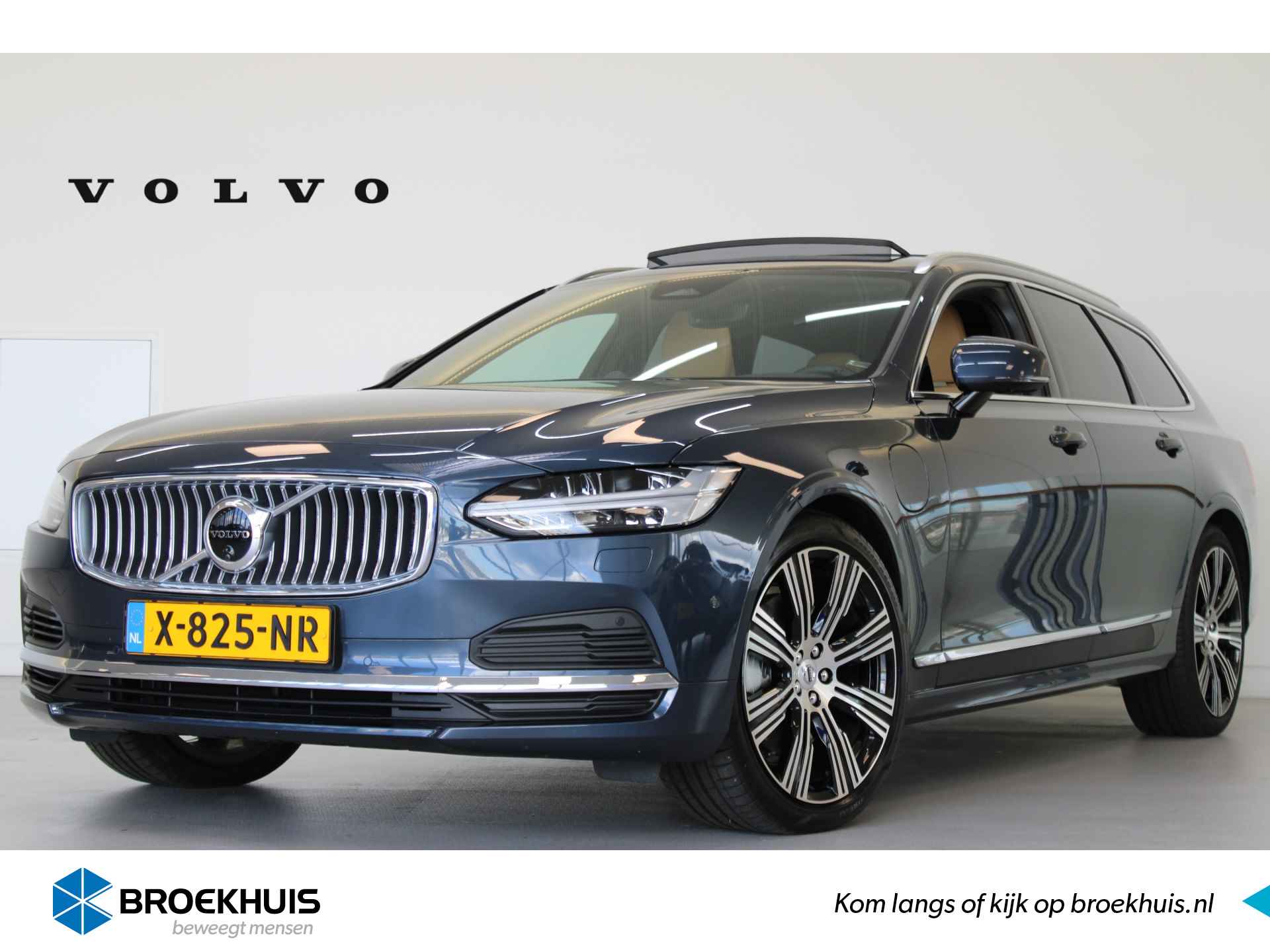 Volvo V90 T6 350PK AWD Ultimate Bright | Massage | B&W Audio | Luchtvering | Trekhaak | Nappa | 360º view - 1/72