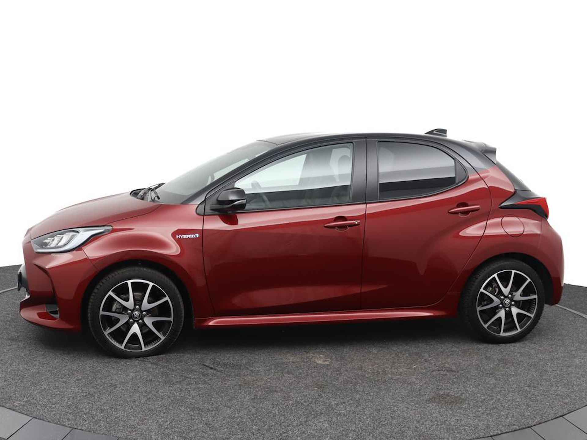 Toyota Yaris 1.5 Hybrid Two-tone | Keyless | Half lederen sportstoelen | Stoelverwarming | - 3/46