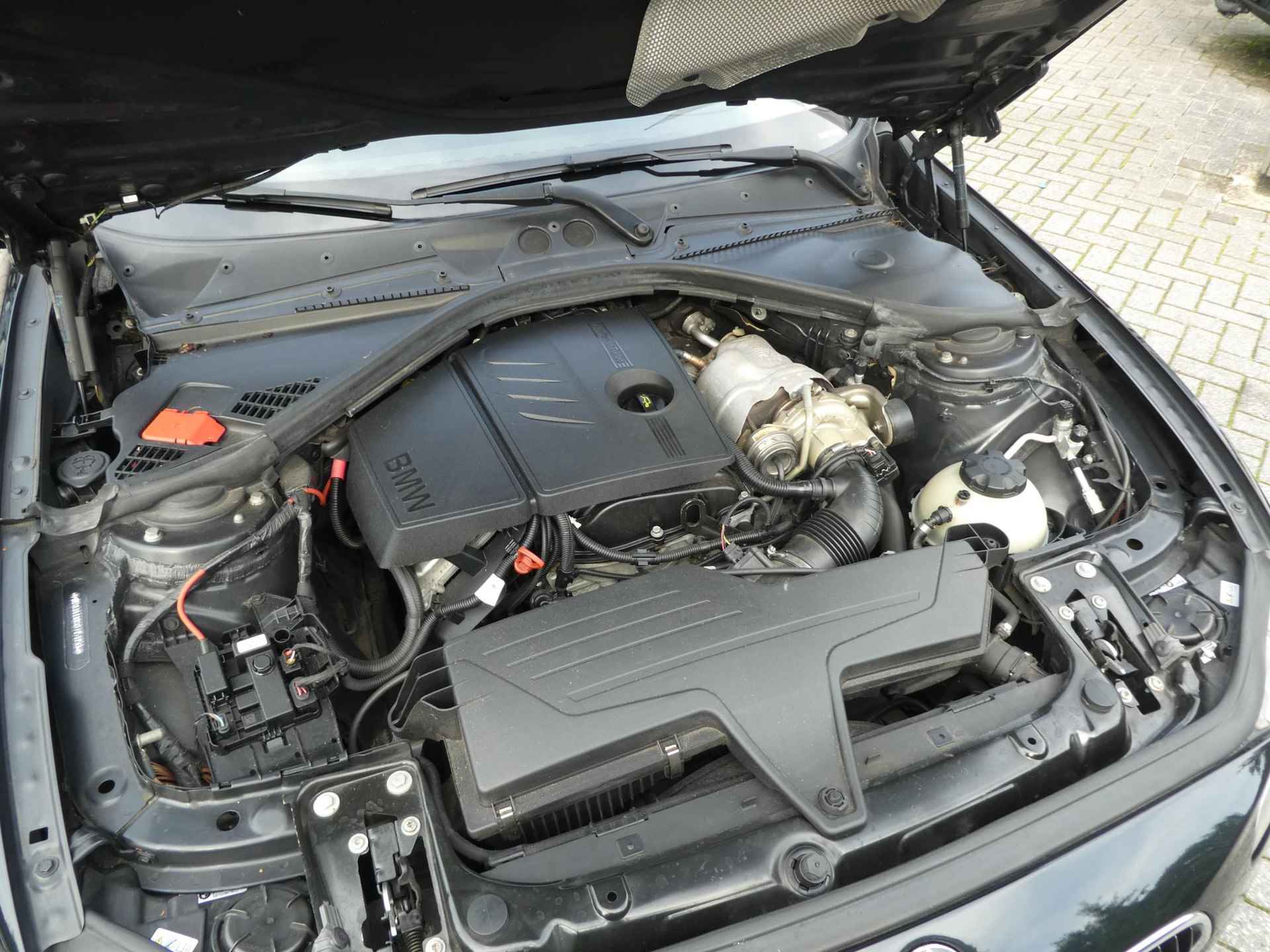 BMW 1-serie 116i Automaat 5drs Upgrade Edition Leder|Navi|Xenon|Cruise - 26/31