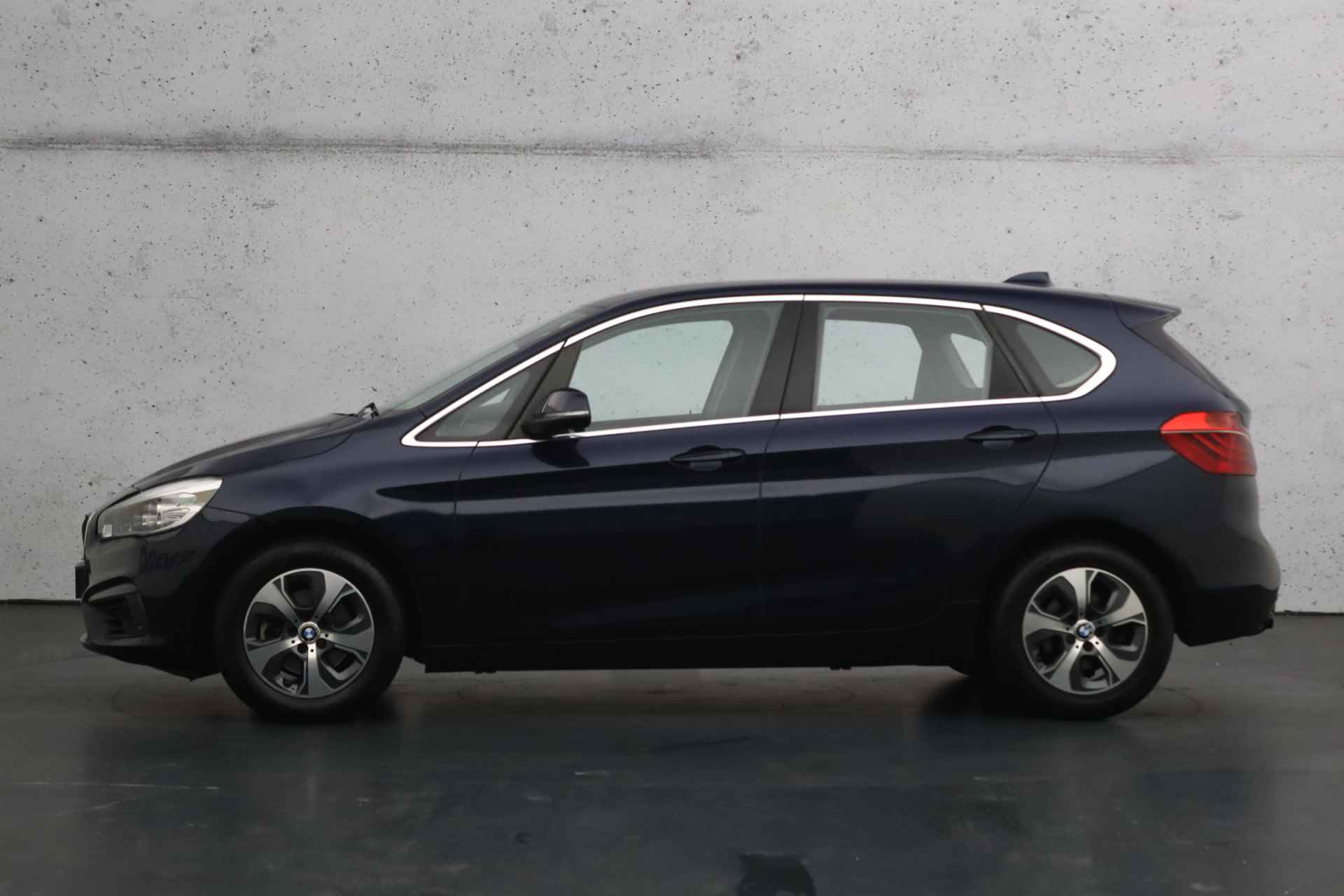 BMW 2 Serie Active Tourer 218i Corporate Lease Executive | LED koplampen | Parkeersensoren | Achteruitrijcamera | Navigatie - 7/30