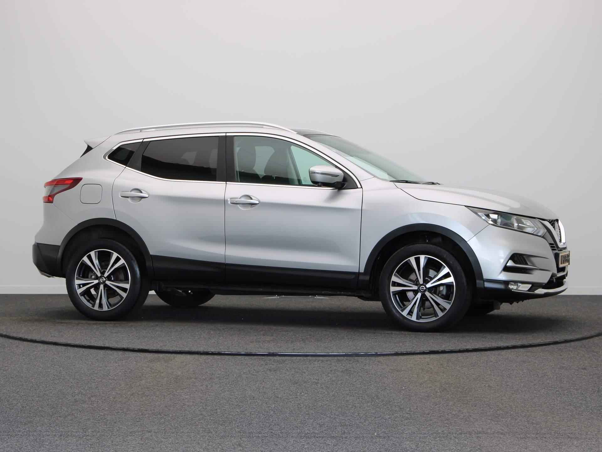 Nissan Qashqai 140pk DIG-T N-Connecta | Panoramadak | 360 Graden Camera | Key-Less Entry | Cruise Control | Navigatie | - 13/37