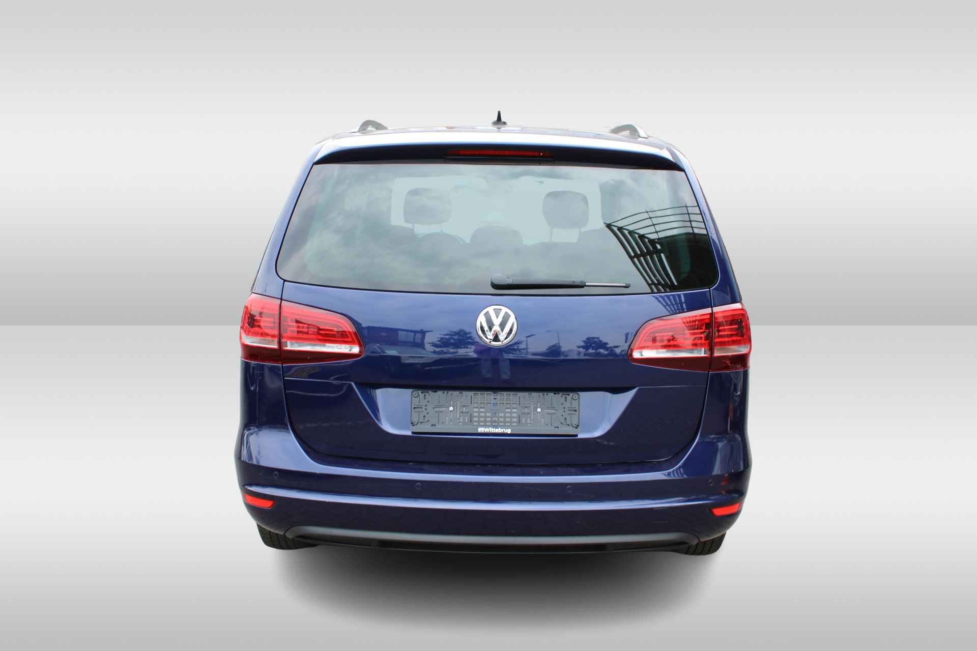 Volkswagen Sharan 1.4 TSI 150pk Comfortline 7 Persoons DSG Automaat Navigatie / Parkeersensoren / 7 Zitplaatsen / Bluetooth / Clima - 12/42