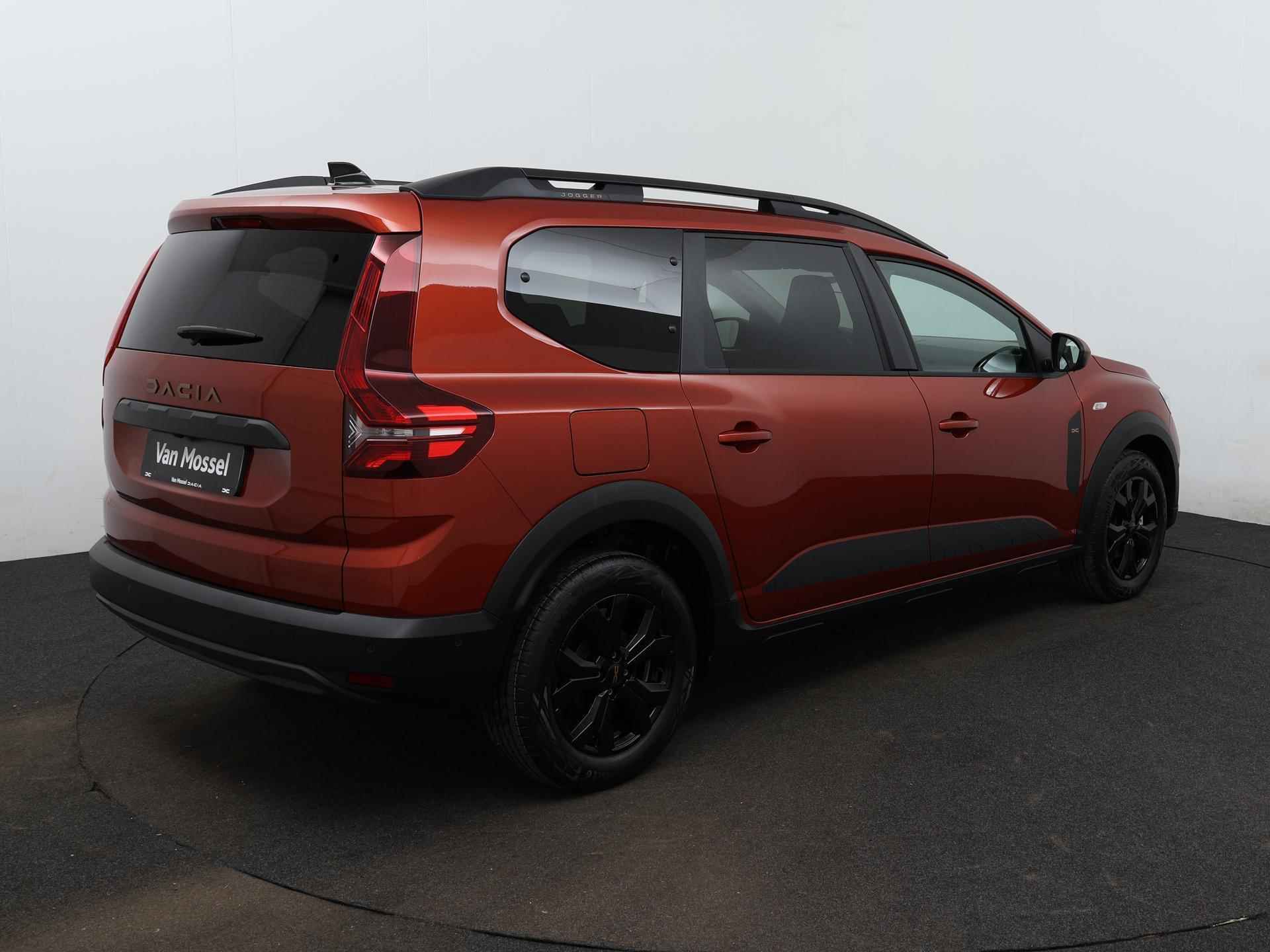 Dacia Jogger 1.0 TCe 110 Extreme 7p. | Navigatie | Draadloze Carplay | Parkeersensoren & Camera | Blind Spot | Elektronische Handrem | Hoogte verstelbare Stoel | Middenconsole | NIEUW & DIRECT LEVERBAAR! | - 7/21