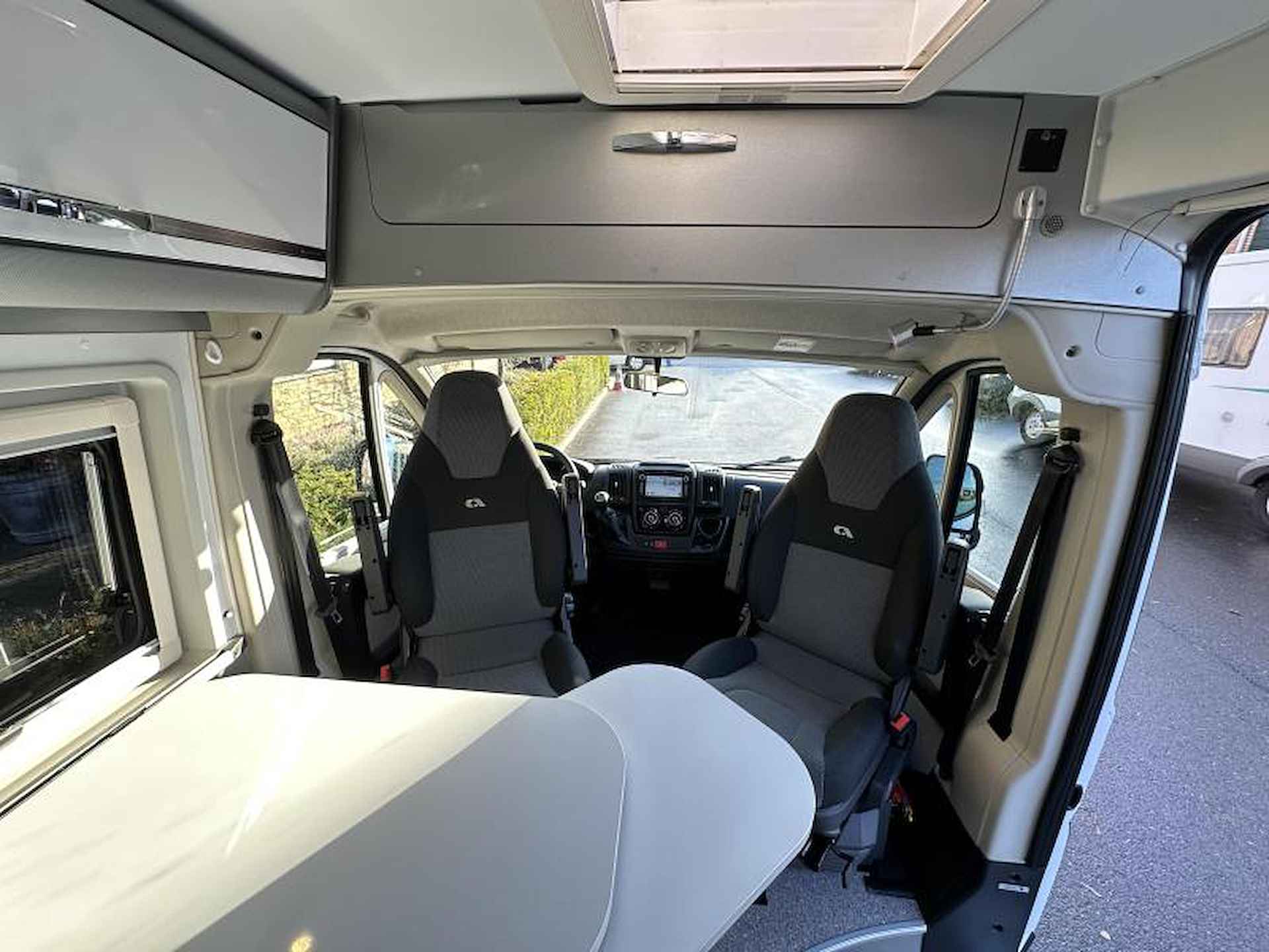 Adria Twin 540 SPT Zeer compleet en compact - 13/25