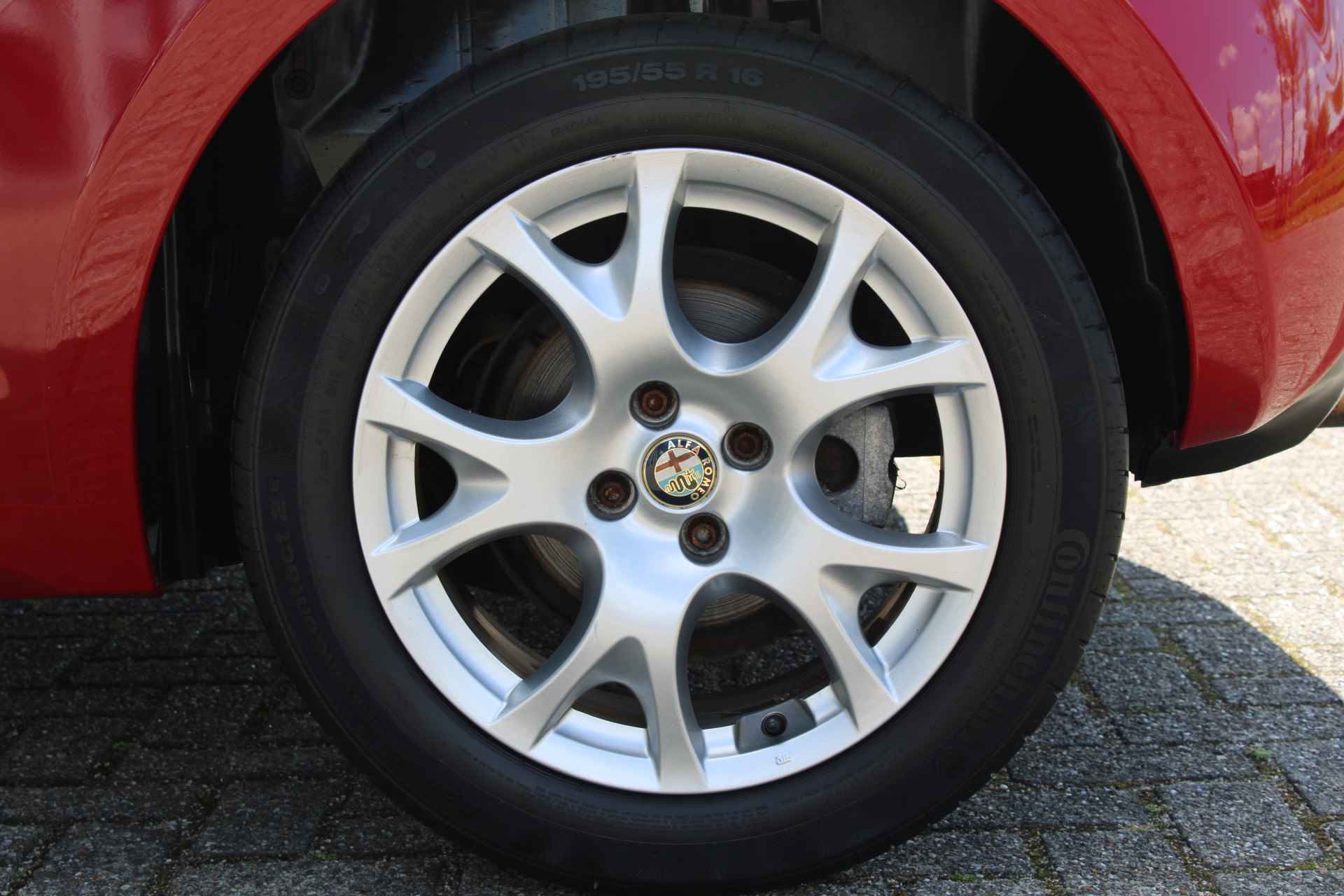 Alfa Romeo MiTo TwinAir SBK | Climate Controle | Parkeersensoren | Blue&Me - 11/21