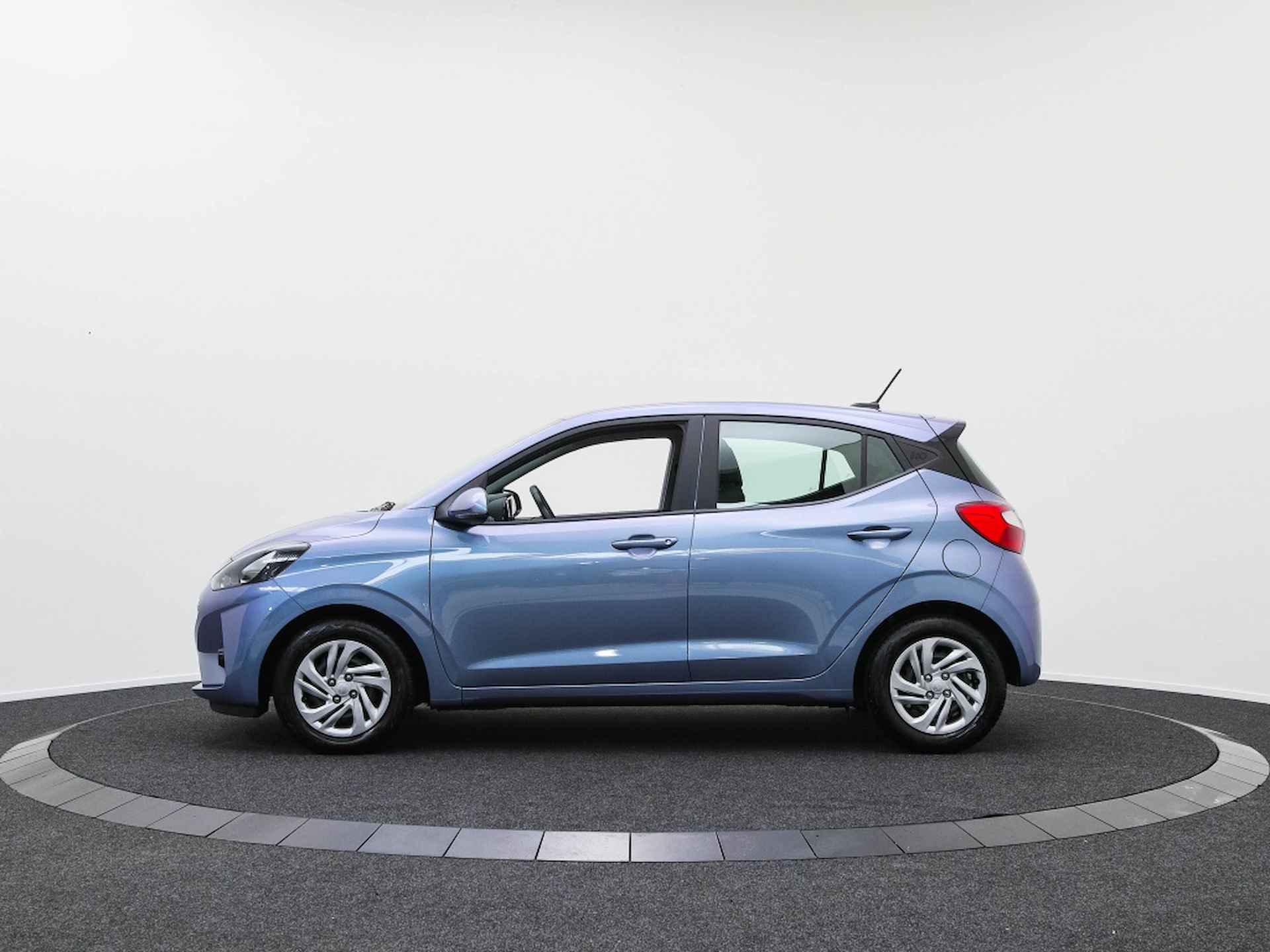 Hyundai i10 1.0 Comfort | Private lease 309 pm | Carplay Navigatie - 10/40