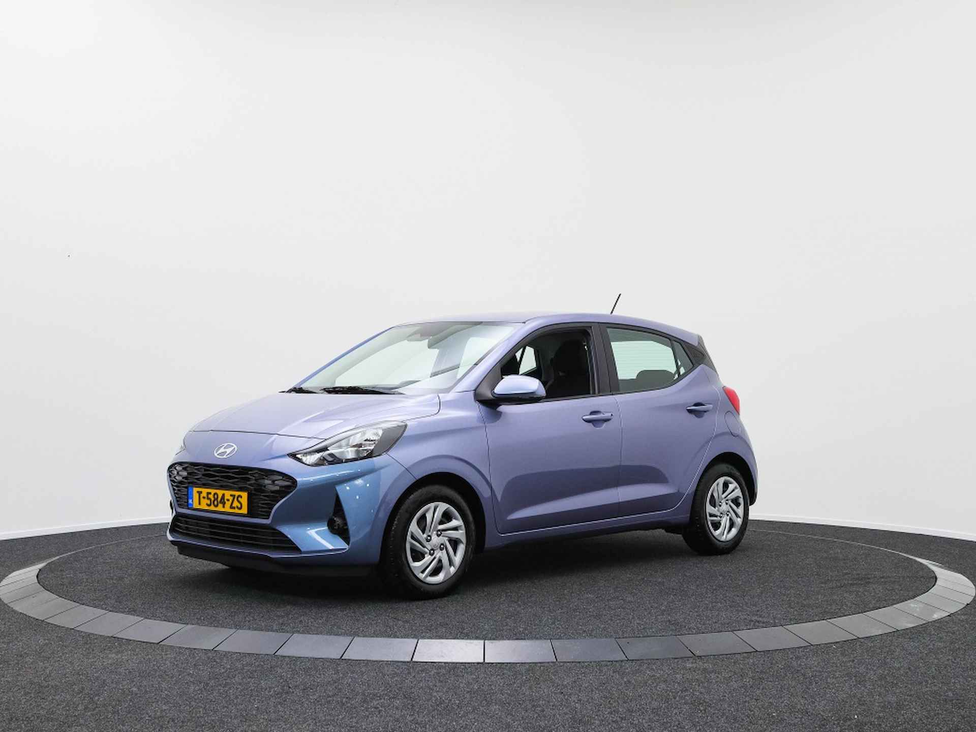 Hyundai i10 1.0 Comfort | Private lease 309 pm | Carplay Navigatie - 12/40