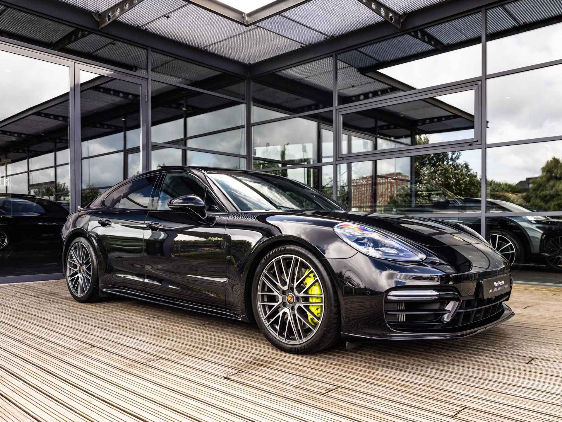 Porsche Panamera 2.9 4S E-Hybrid | SPORTDESIGN | SPORTCHRONO | SPORTUITLAATSYSTEEM | PANORAMA/SCHUIF-KANTELDAK | 4-WIEL BESTURING | PASM LUCHTVERING | 14-WEG STOELEN | SOFTCLOSE | KEYLESS | BTW AUTO | NL AUTO | BOSE | - 5/66