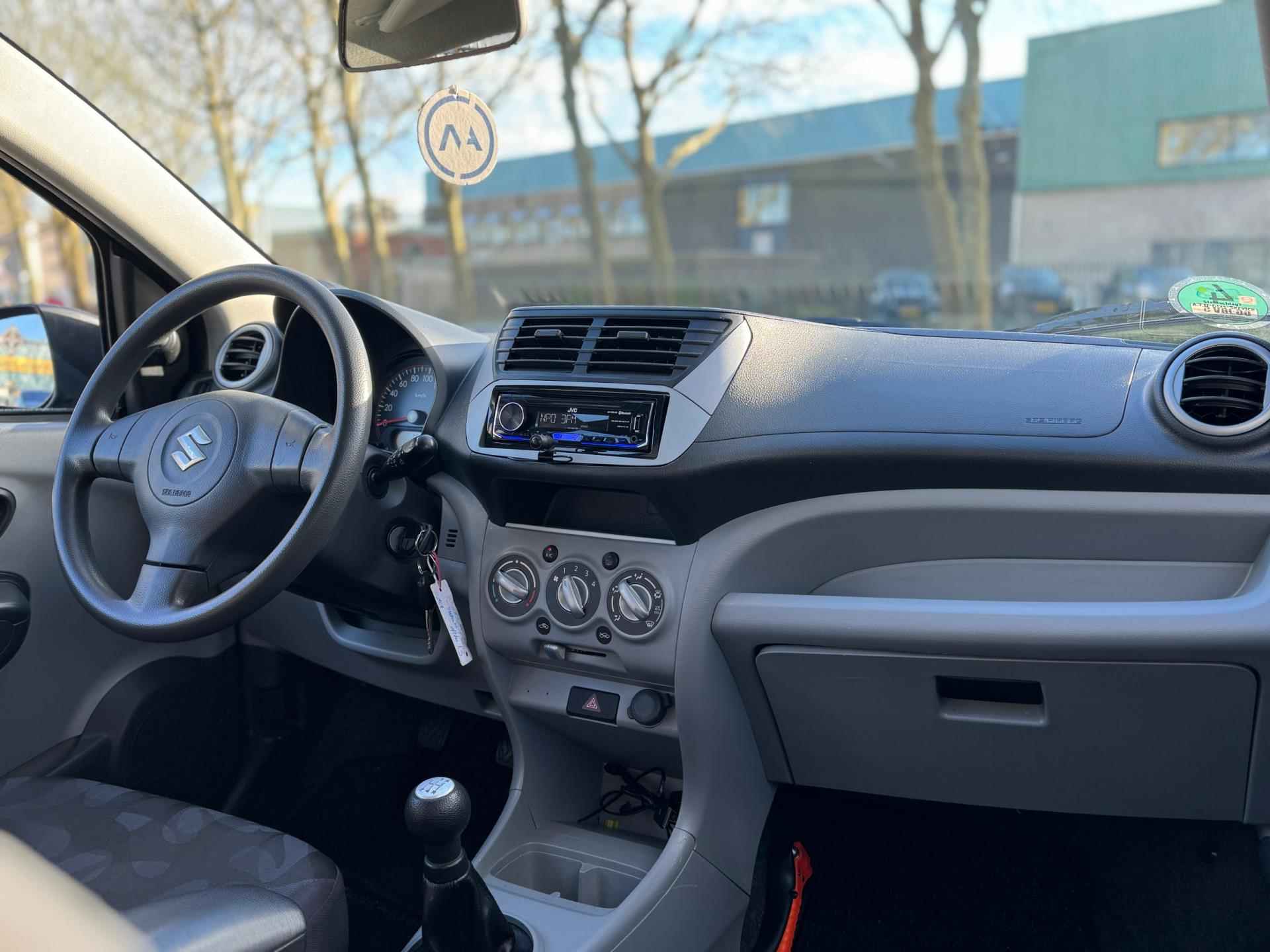 Suzuki Alto 1.0 Exclusive Sport package Airco Nw APK Bluetooth LM velgen Volledige onderhoudshistorie Tourenteller - 24/46