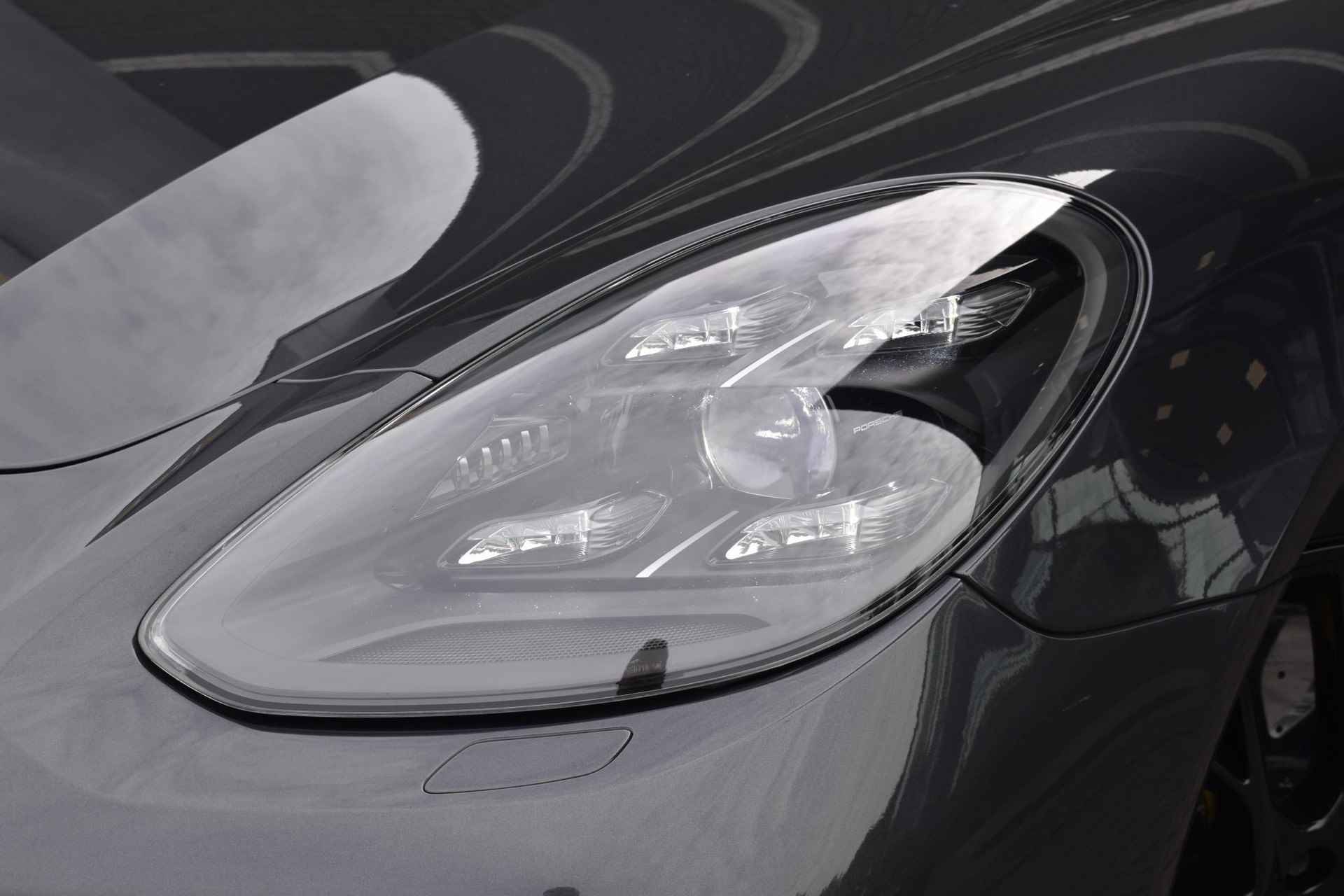 Porsche Panamera 4.0 Turbo S E-Hybrid Panoramadak / 5 Persoons / Head-Up Display - 28/36