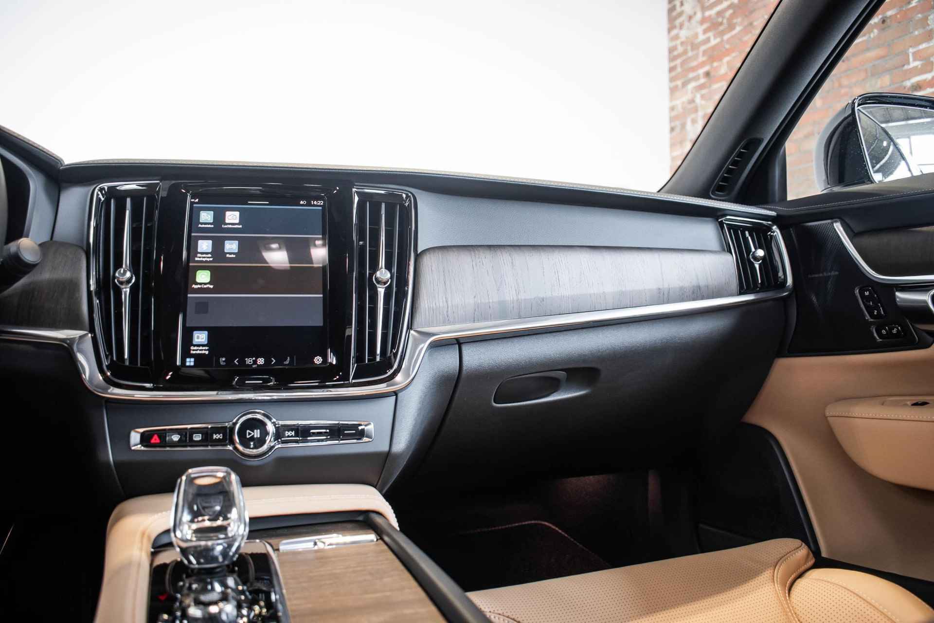 Volvo S90 B5 Automaat Ultimate Bright | 360º camera | Panoramadak | Geventileerde stoelen | Parkeerverwarming | Harman Kardon premium audio | 20'' Lichtmetalen velgen | Adaptive cruise control - 25/31