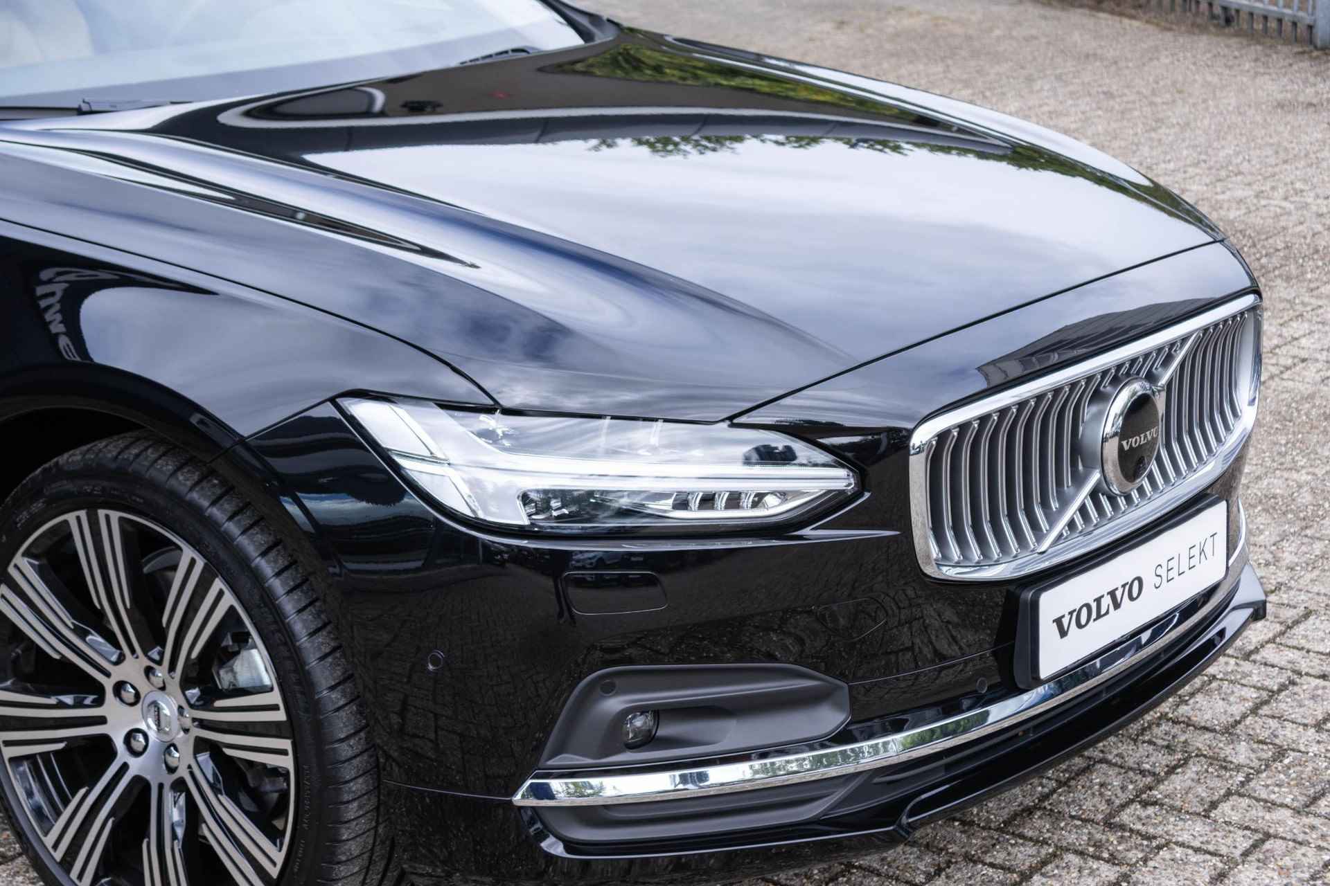 Volvo S90 B5 Automaat Ultimate Bright | 360º camera | Panoramadak | Geventileerde stoelen | Parkeerverwarming | Harman Kardon premium audio | 20'' Lichtmetalen velgen | Adaptive cruise control - 18/44