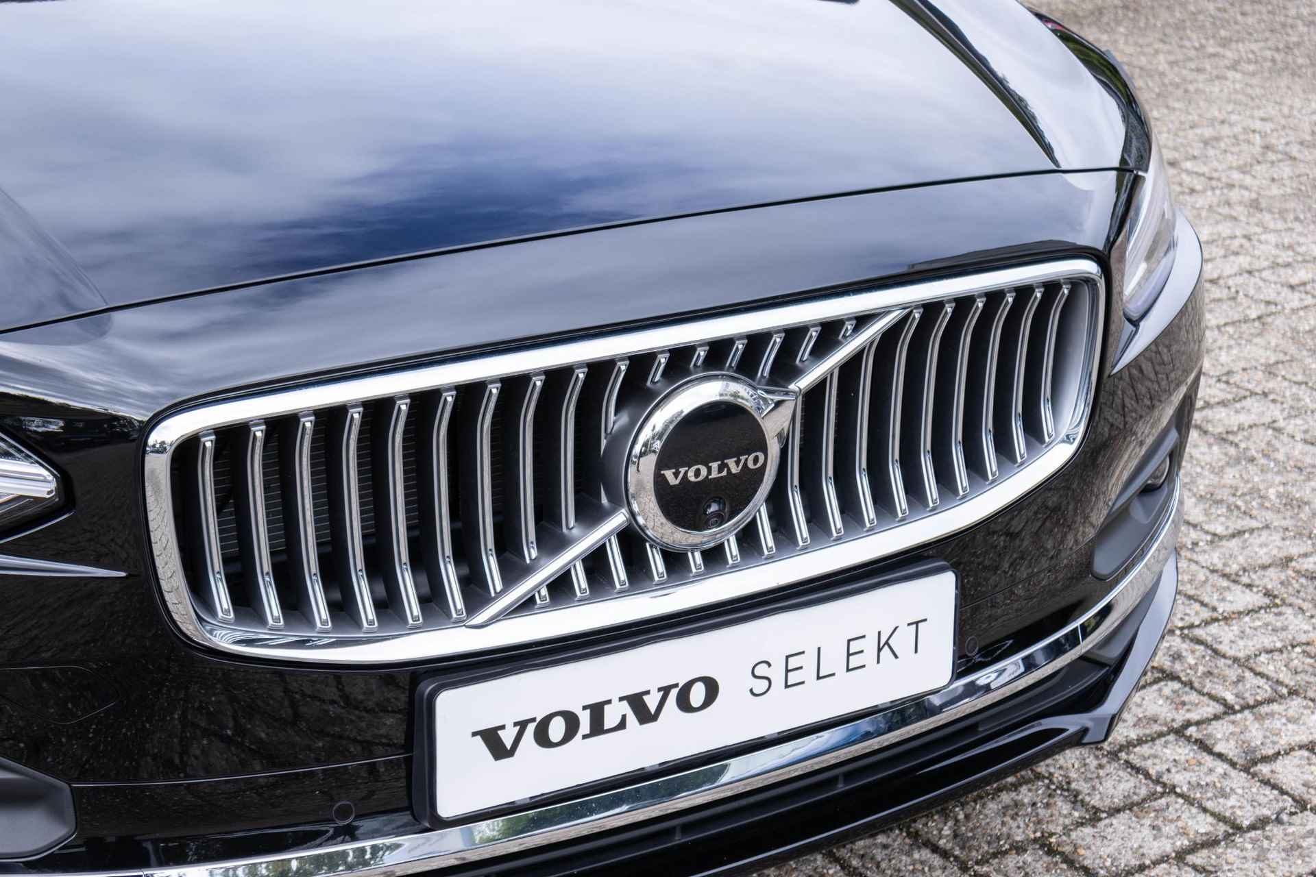 Volvo S90 B5 Automaat Ultimate Bright | 360º camera | Panoramadak | Geventileerde stoelen | Parkeerverwarming | Harman Kardon premium audio | 20'' Lichtmetalen velgen | Adaptive cruise control - 19/44