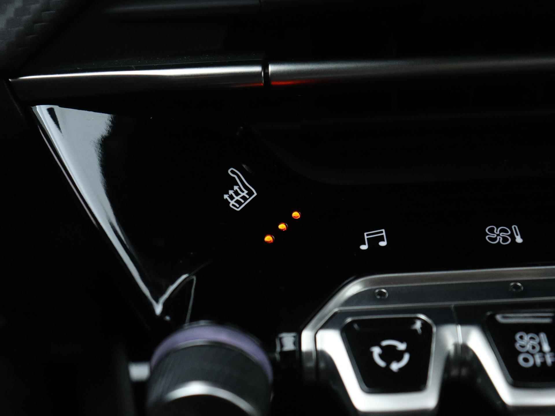 Peugeot 2008 SUV GT 130pk Automaat | Navigatie | Achteruitrijcamera | Climate Control | Cruise Control | Parkeersensoren v+a | Full Led koplampen | 3D Cockpit | Keyless | Stoelverwarming | Dodehoeksensor | DAB+ radio | Apple Carplay / Android Auto | Donker getint glas | 17" lichtmetalen velgen | - 22/35