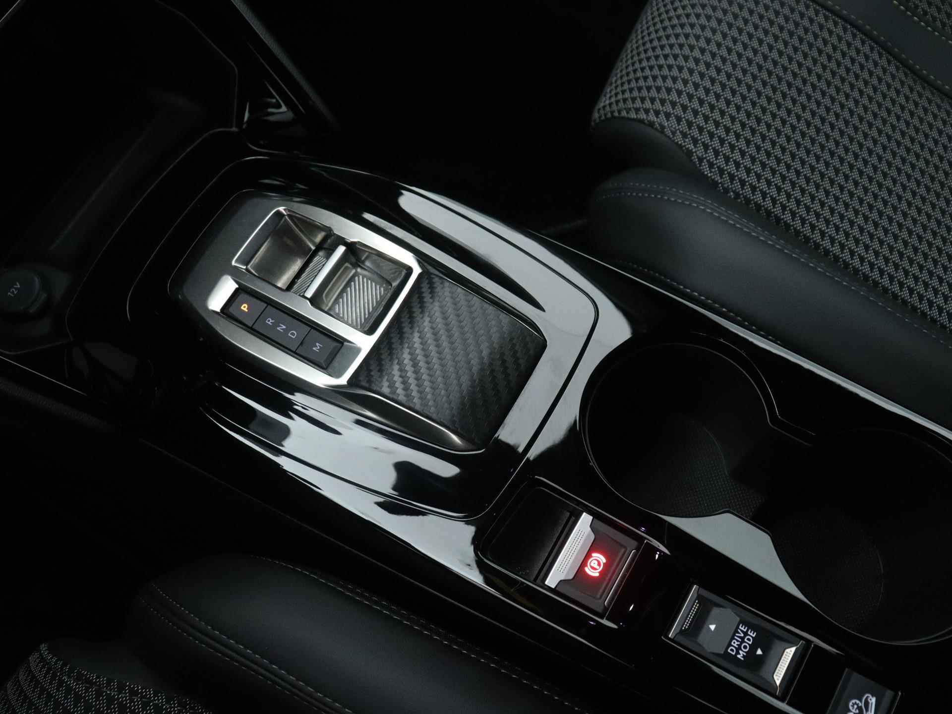 Peugeot 2008 SUV GT 130pk Automaat | Navigatie | Achteruitrijcamera | Climate Control | Cruise Control | Parkeersensoren v+a | Full Led koplampen | 3D Cockpit | Keyless | Stoelverwarming | Dodehoeksensor | DAB+ radio | Apple Carplay / Android Auto | Donker getint glas | 17" lichtmetalen velgen | - 26/35