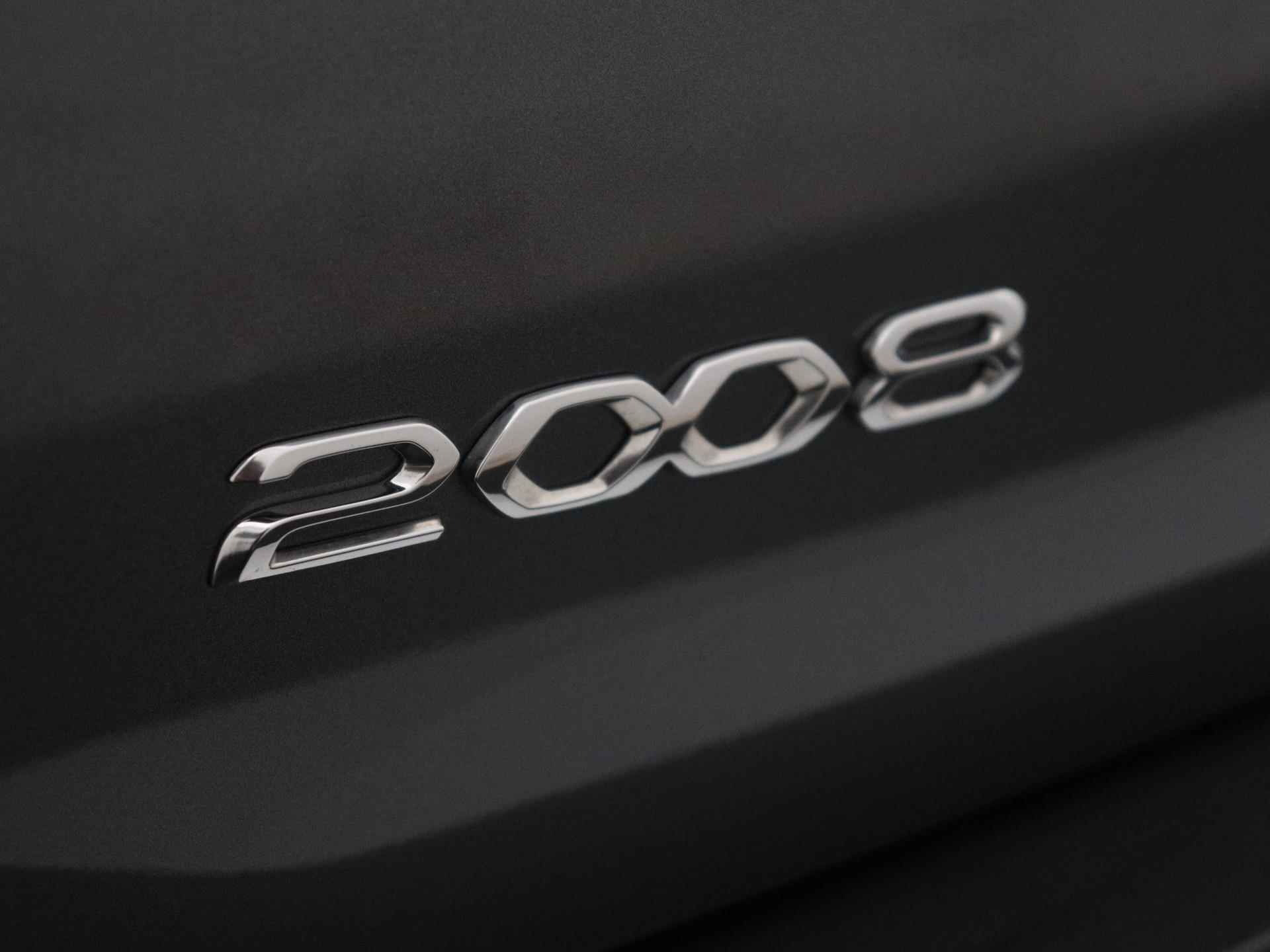 Peugeot 2008 SUV GT 130pk Automaat | Navigatie | Achteruitrijcamera | Climate Control | Cruise Control | Parkeersensoren v+a | Full Led koplampen | 3D Cockpit | Keyless | Stoelverwarming | Dodehoeksensor | DAB+ radio | Apple Carplay / Android Auto | Donker getint glas | 17" lichtmetalen velgen | - 28/35