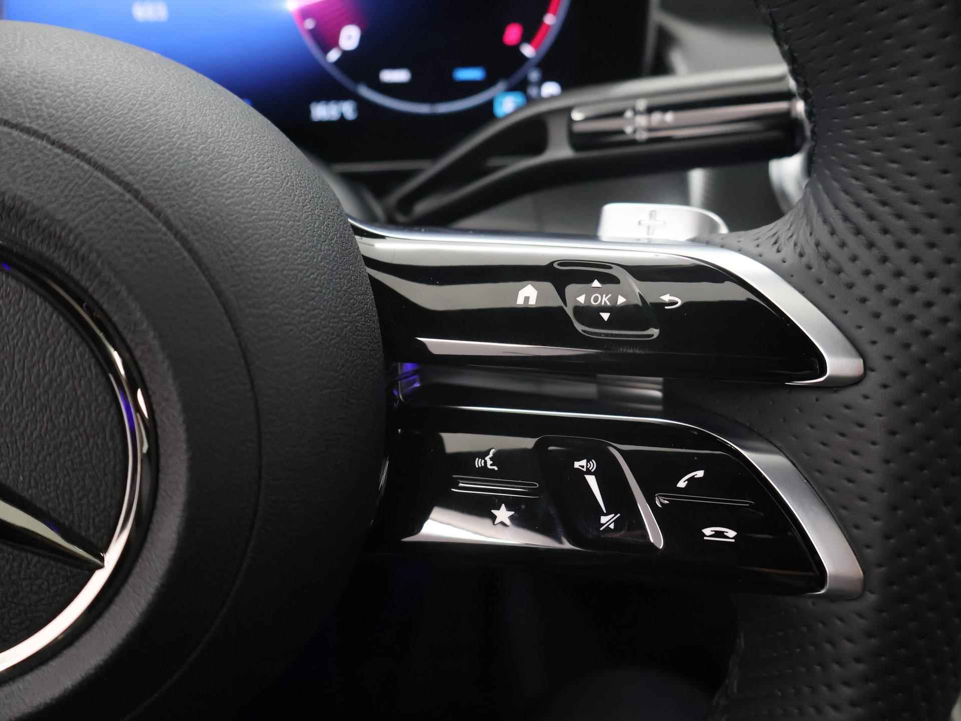 Mercedes-Benz GLC-klasse 200 4MATIC AMG NIGHT Premium Plus | Panorama-schuifdak | Head-Up Display | Burmester 3D | Stoelgeheugen | Apple Carplay | Trekhaak | Keyless Entry | Nappaleder | - 33/53