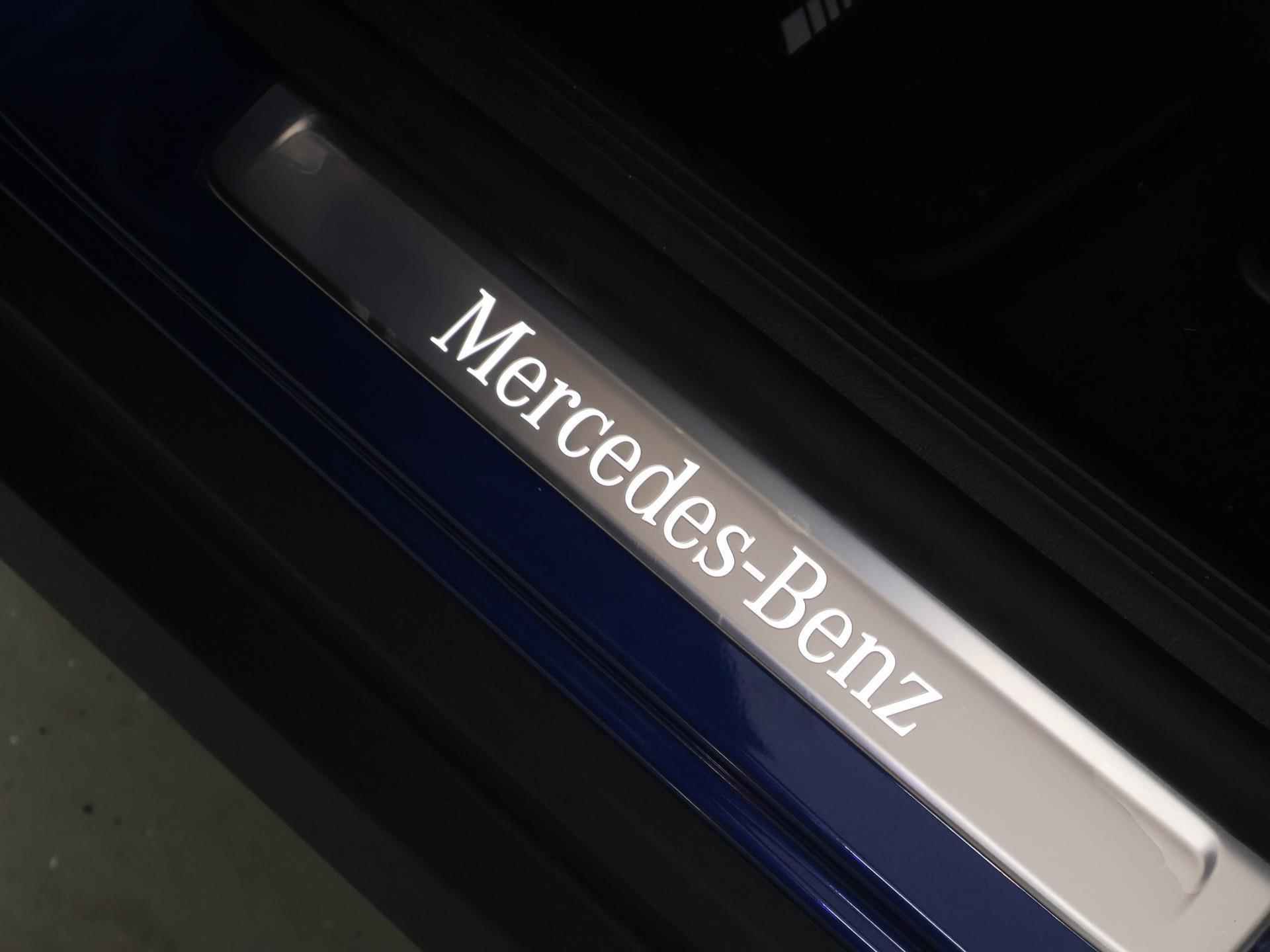 Mercedes-Benz GLC-klasse 200 4MATIC AMG NIGHT Premium Plus | Panorama-schuifdak | Head-Up Display | Burmester 3D | Stoelgeheugen | Apple Carplay | Trekhaak | Keyless Entry | Nappaleder | - 42/53