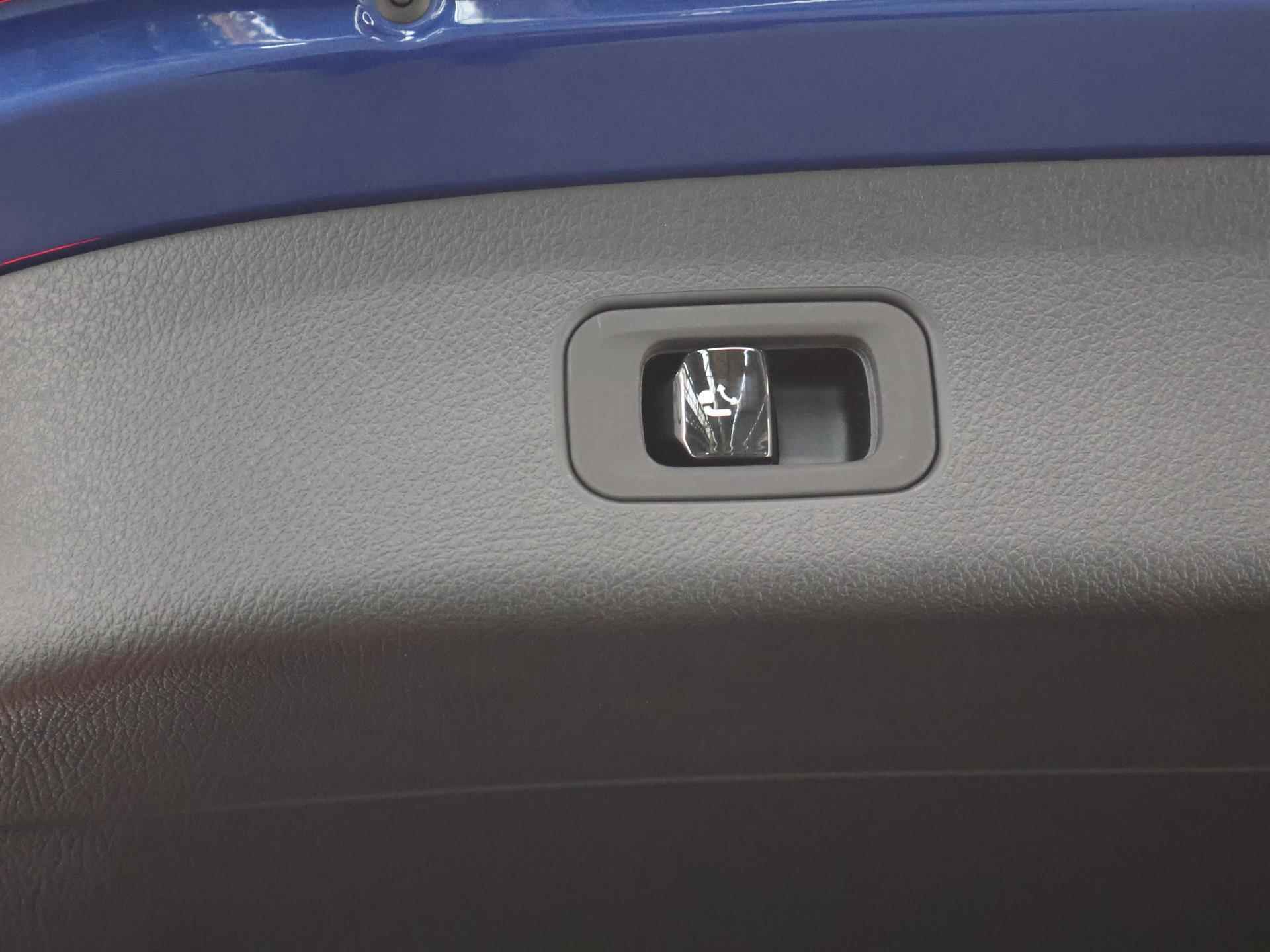 Mercedes-Benz GLC-klasse 200 4MATIC AMG NIGHT Premium Plus | Panorama-schuifdak | Head-Up Display | Burmester 3D | Stoelgeheugen | Apple Carplay | Trekhaak | Keyless Entry | Nappaleder | - 46/53