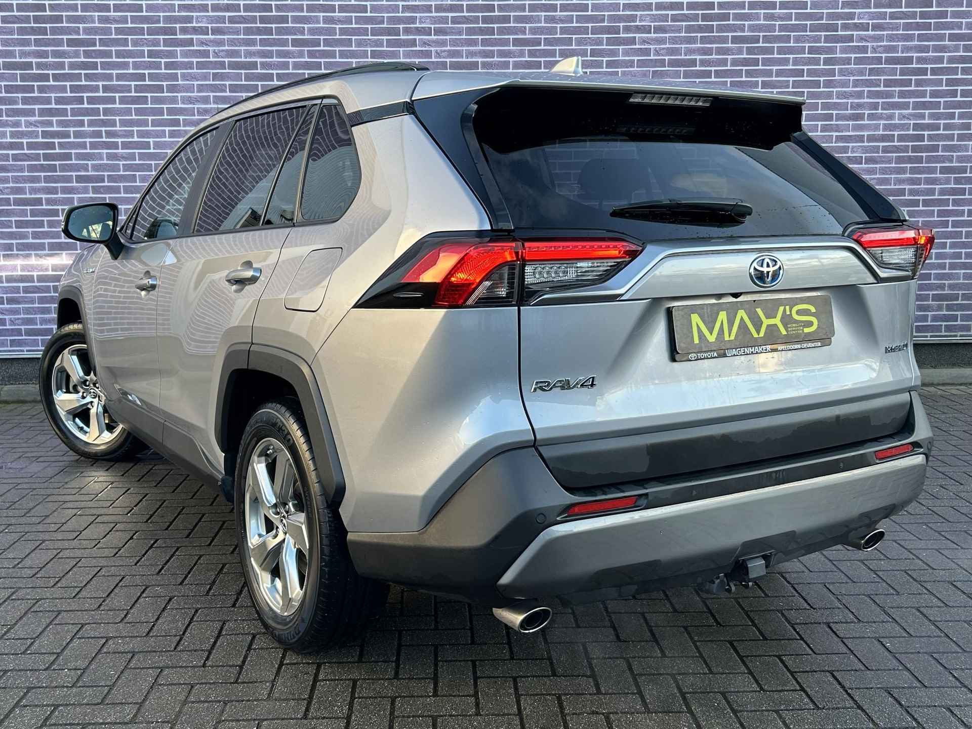 Toyota RAV4 2.5 Hybrid AWD First Edition - 18/36