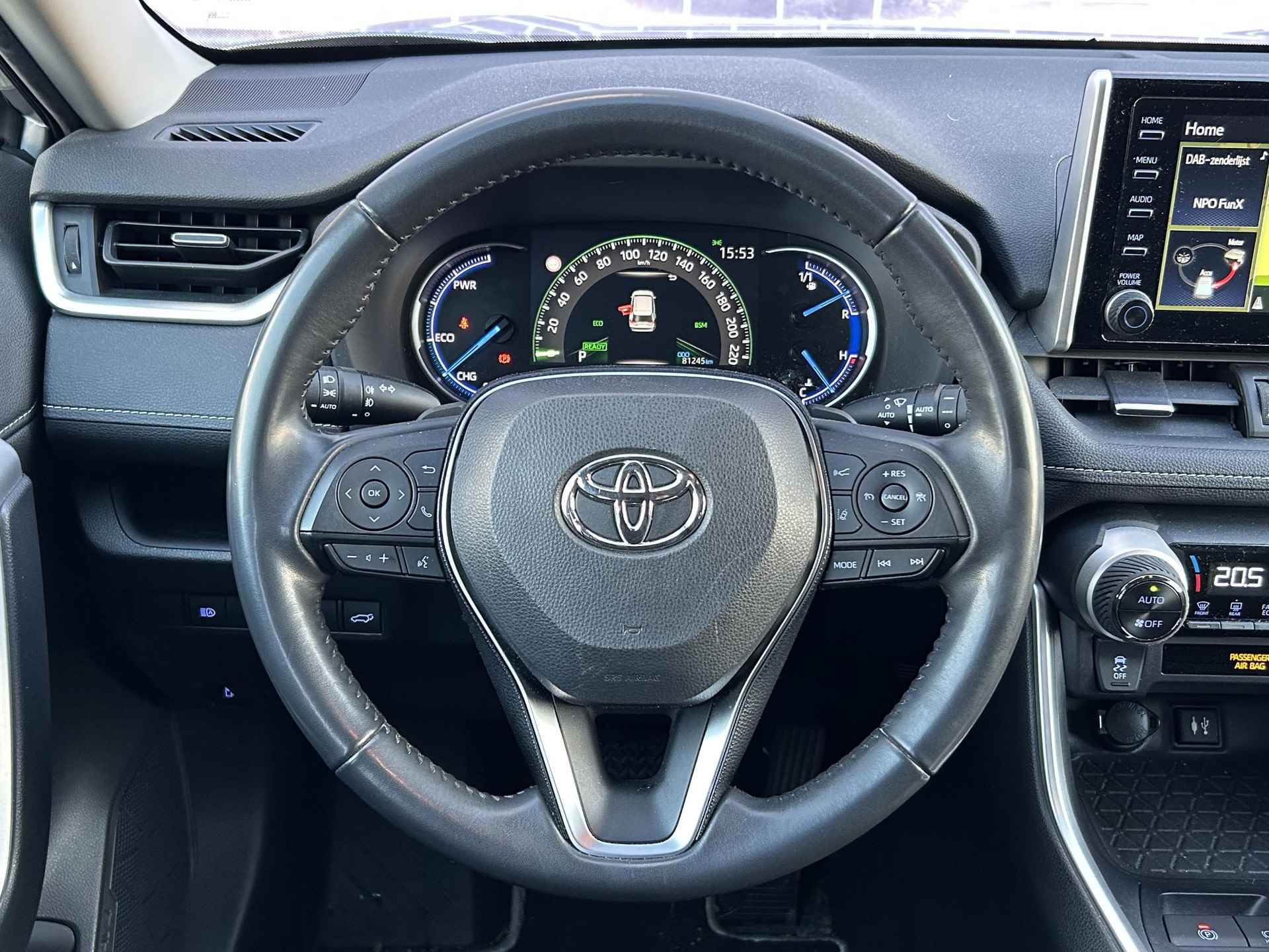 Toyota RAV4 2.5 Hybrid AWD First Edition - 24/36