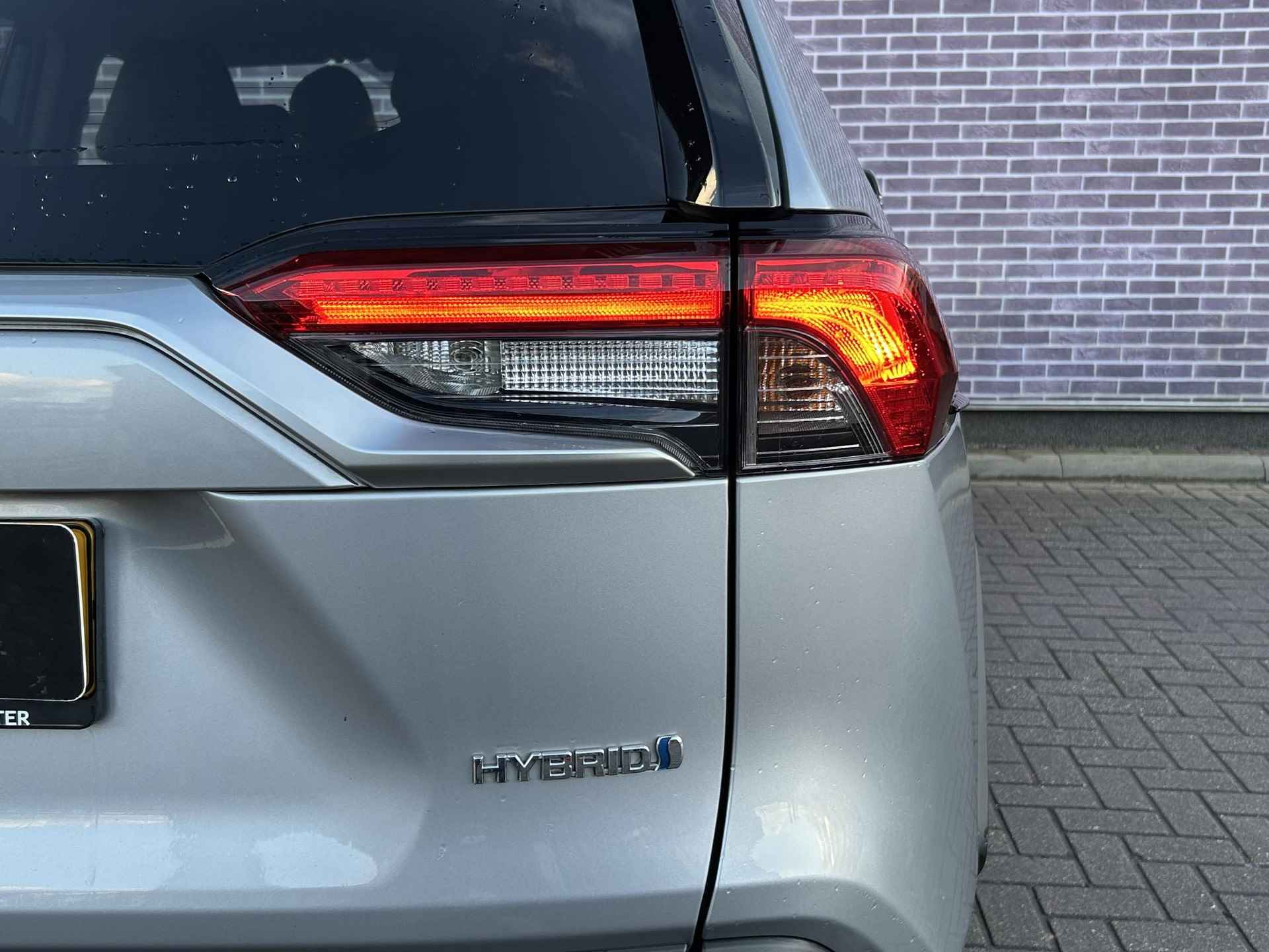 Toyota RAV4 2.5 Hybrid AWD First Edition - 25/36