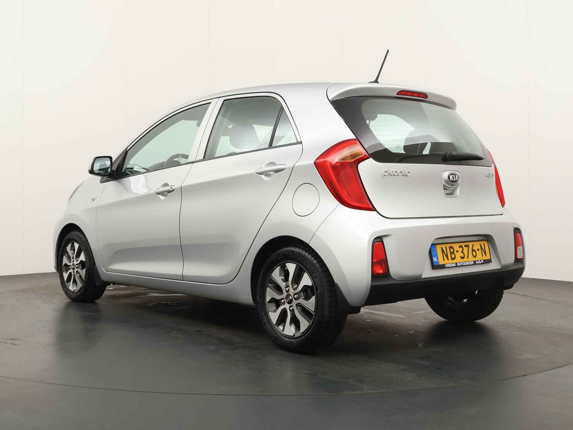 Kia Picanto 1.0 CVVT EconomyPlusLine Navigator - Navigatie - Achteruitrijcamera - Lichtmetalen velgen - 12 maanden BOVAG garantie - 6/48