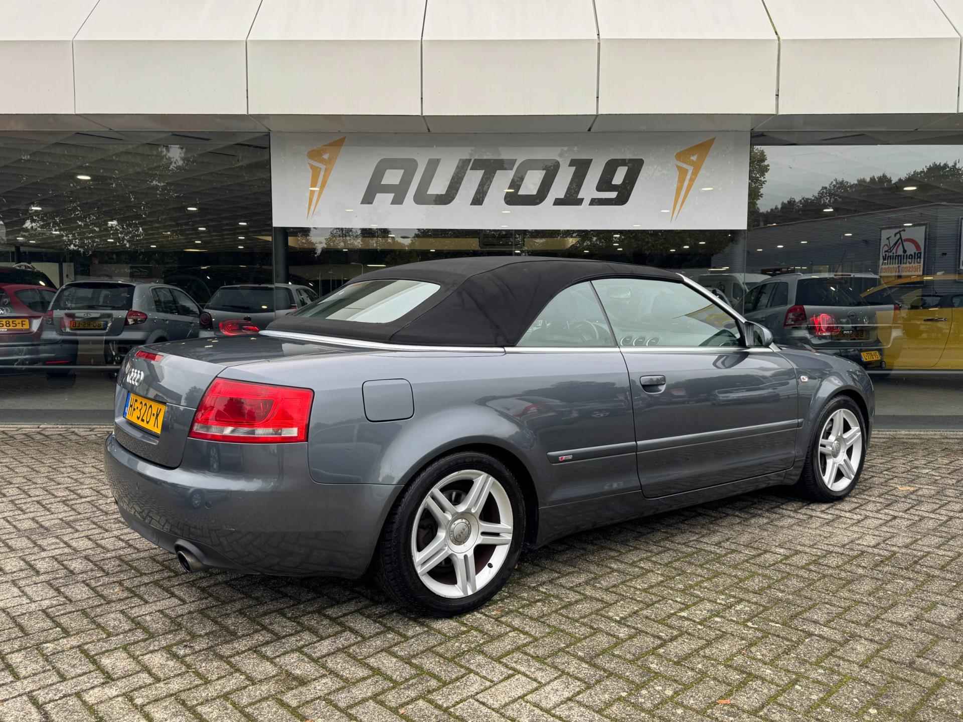 Audi A4 Cabriolet 2.0 TFSI S-Line Automaat - 2/16