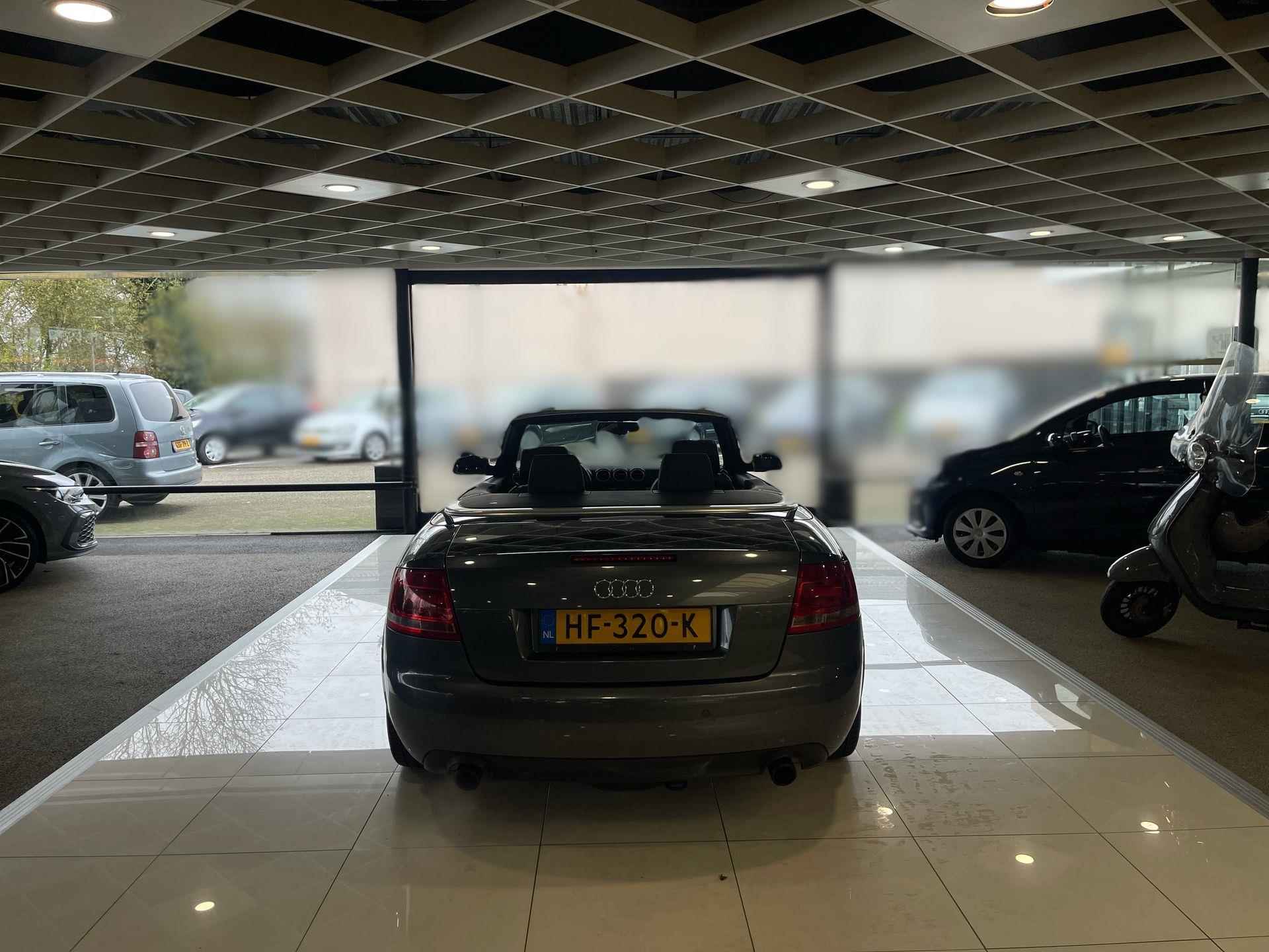 Audi A4 Cabriolet 2.0 TFSI S-Line Automaat - 17/44