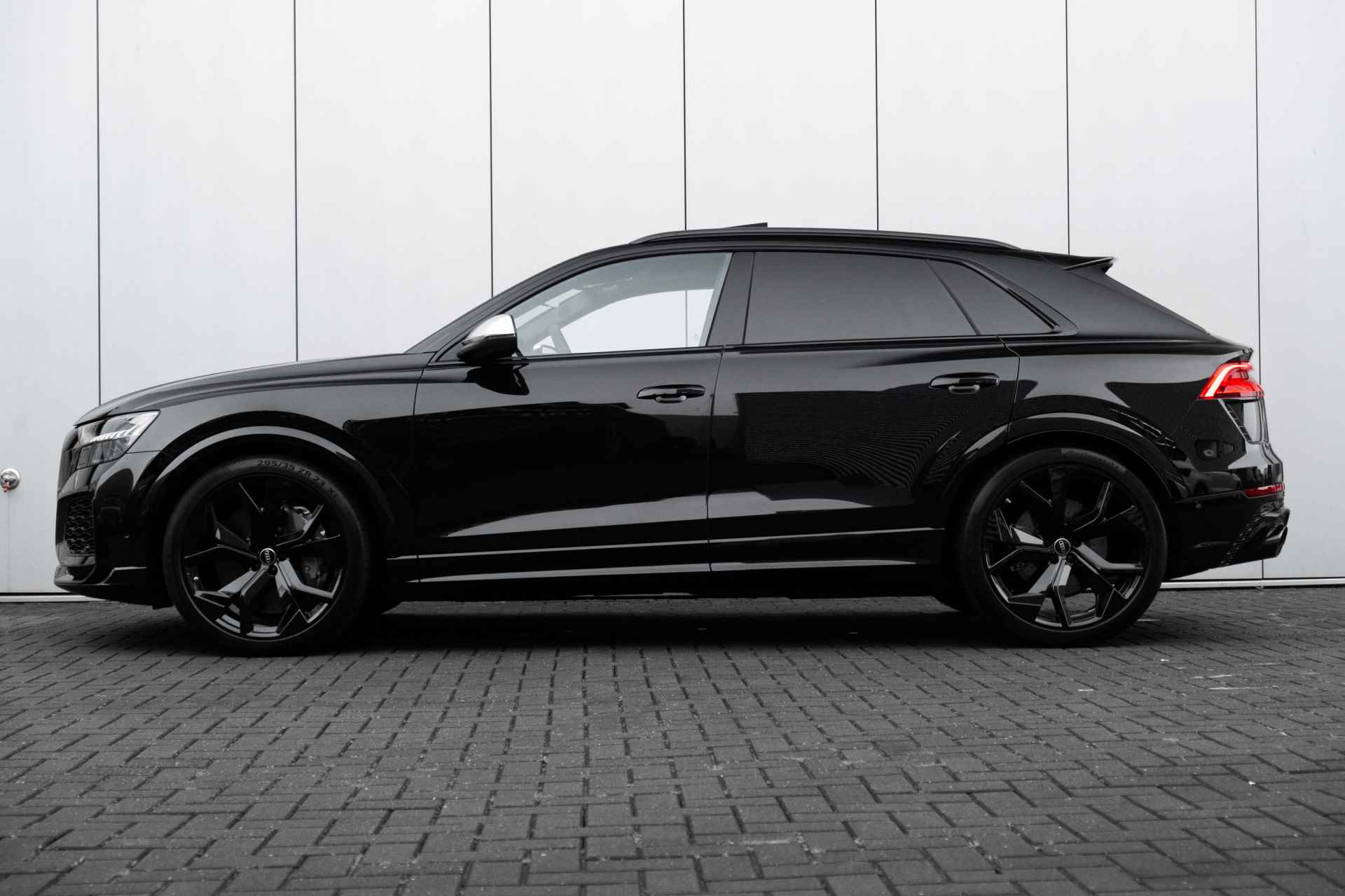 Audi RS Q8 4.0 TFSI quattro Audi RS Q8 Keramisch / Pano / B&O / 23inch / - 6/78