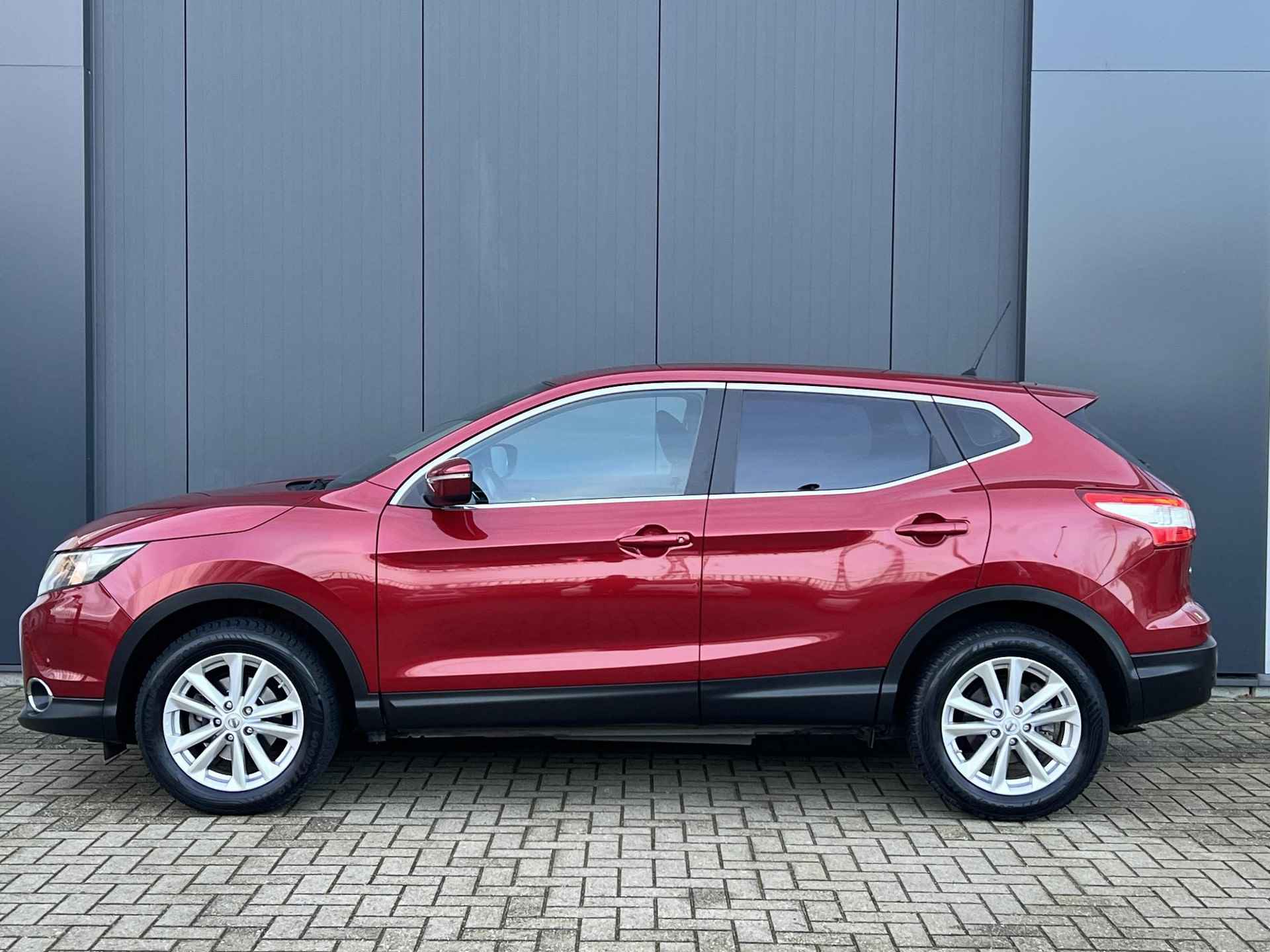 Nissan Qashqai 1.2 Connect Edition - 4/25