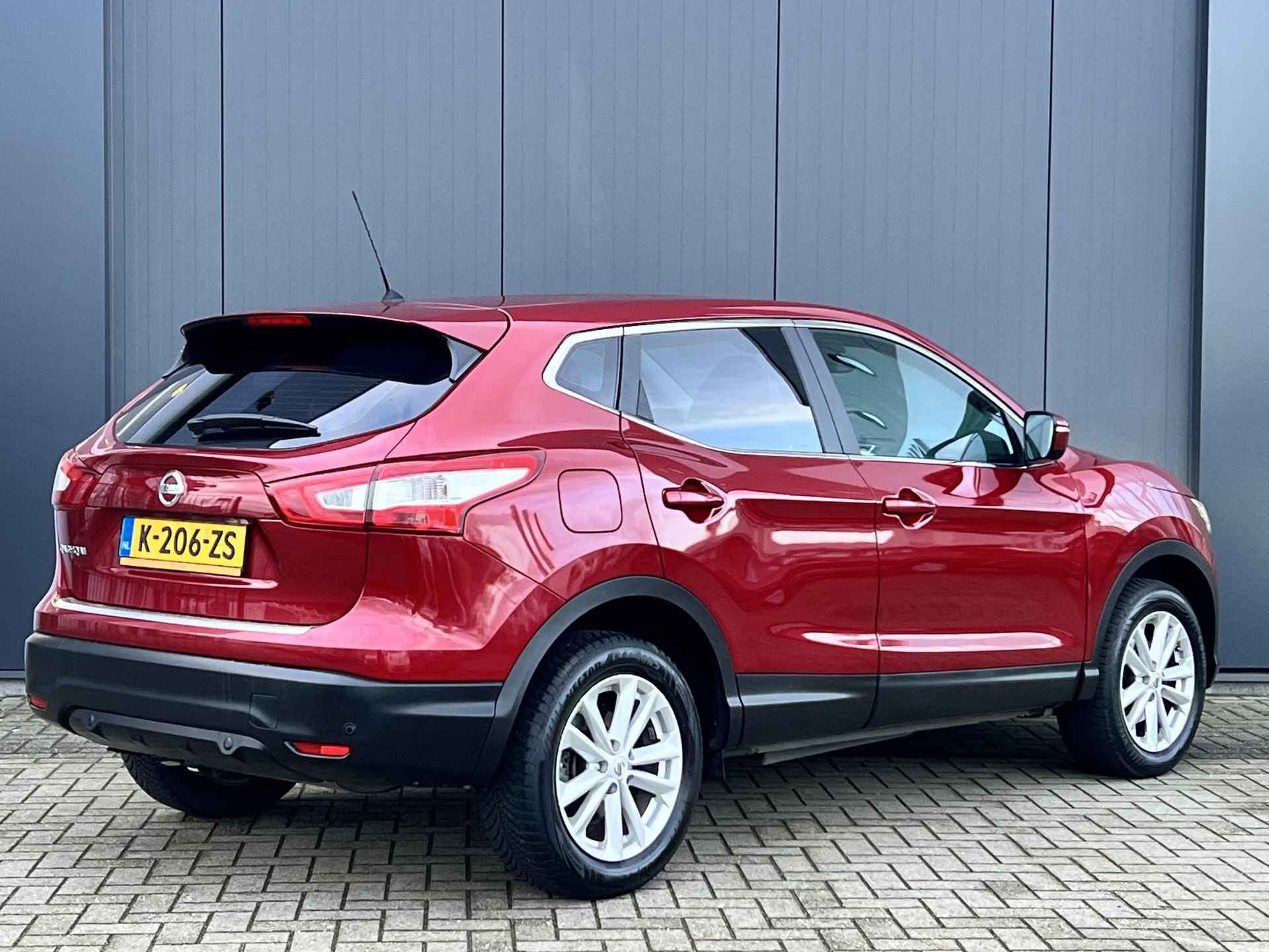 Nissan Qashqai 1.2 Connect Edition - 11/25