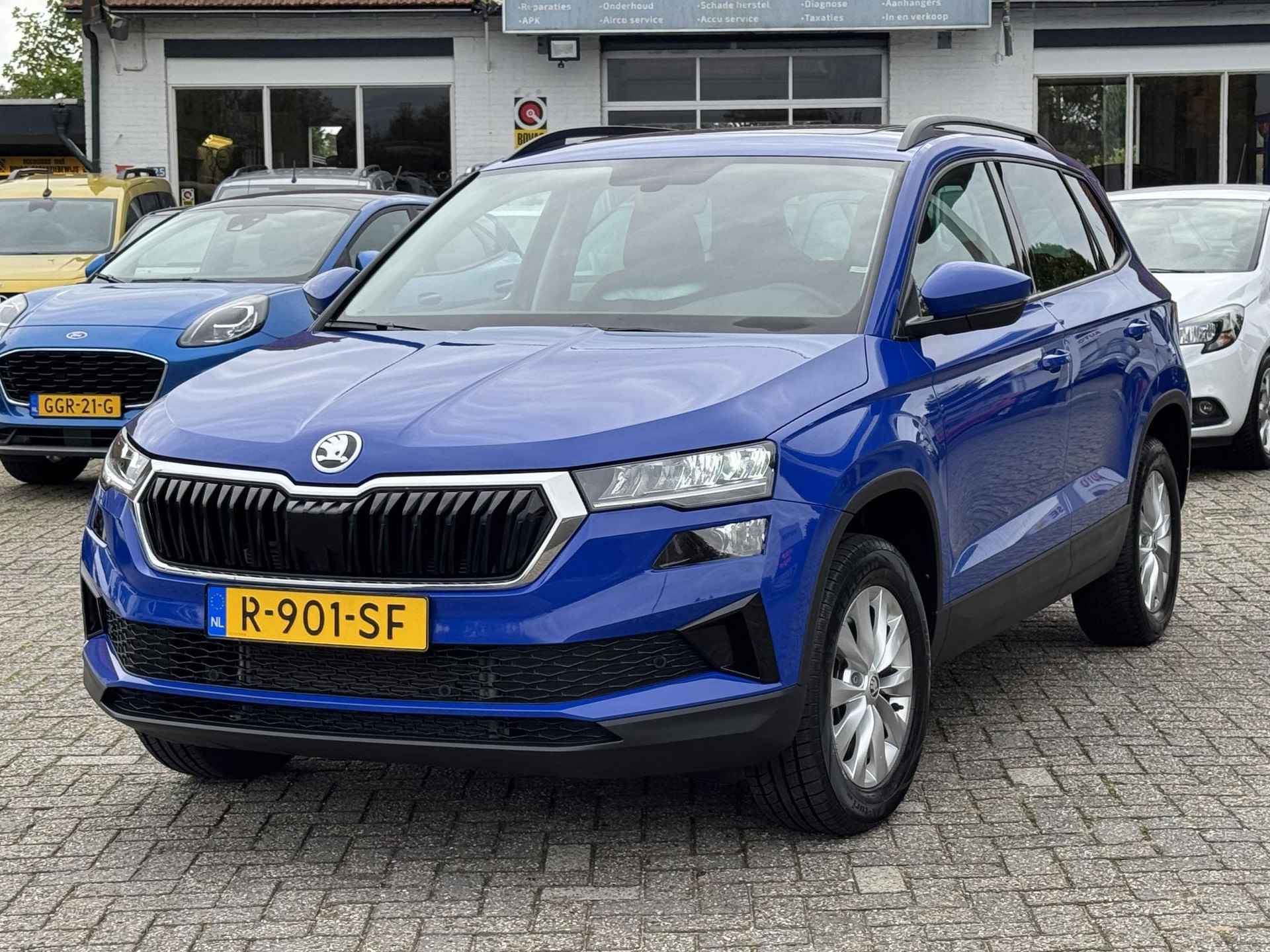 Skoda Karoq 1.5 TSI ACT Business Edition PANO | NAVI | CAMERA | TREKHAAK | BOVAG! - 3/34