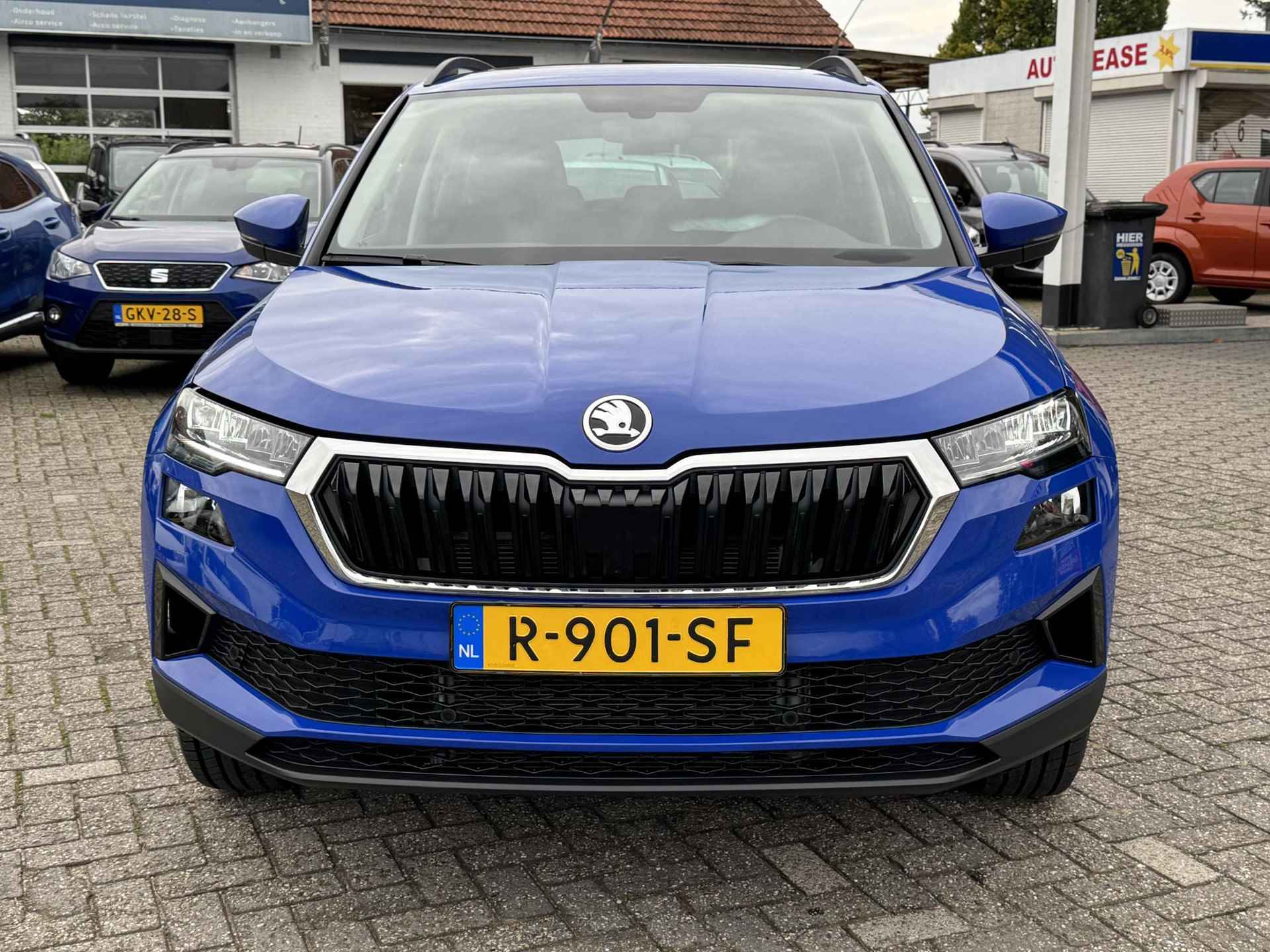 Skoda Karoq 1.5 TSI ACT Business Edition PANO | NAVI | CAMERA | TREKHAAK | BOVAG! - 10/34