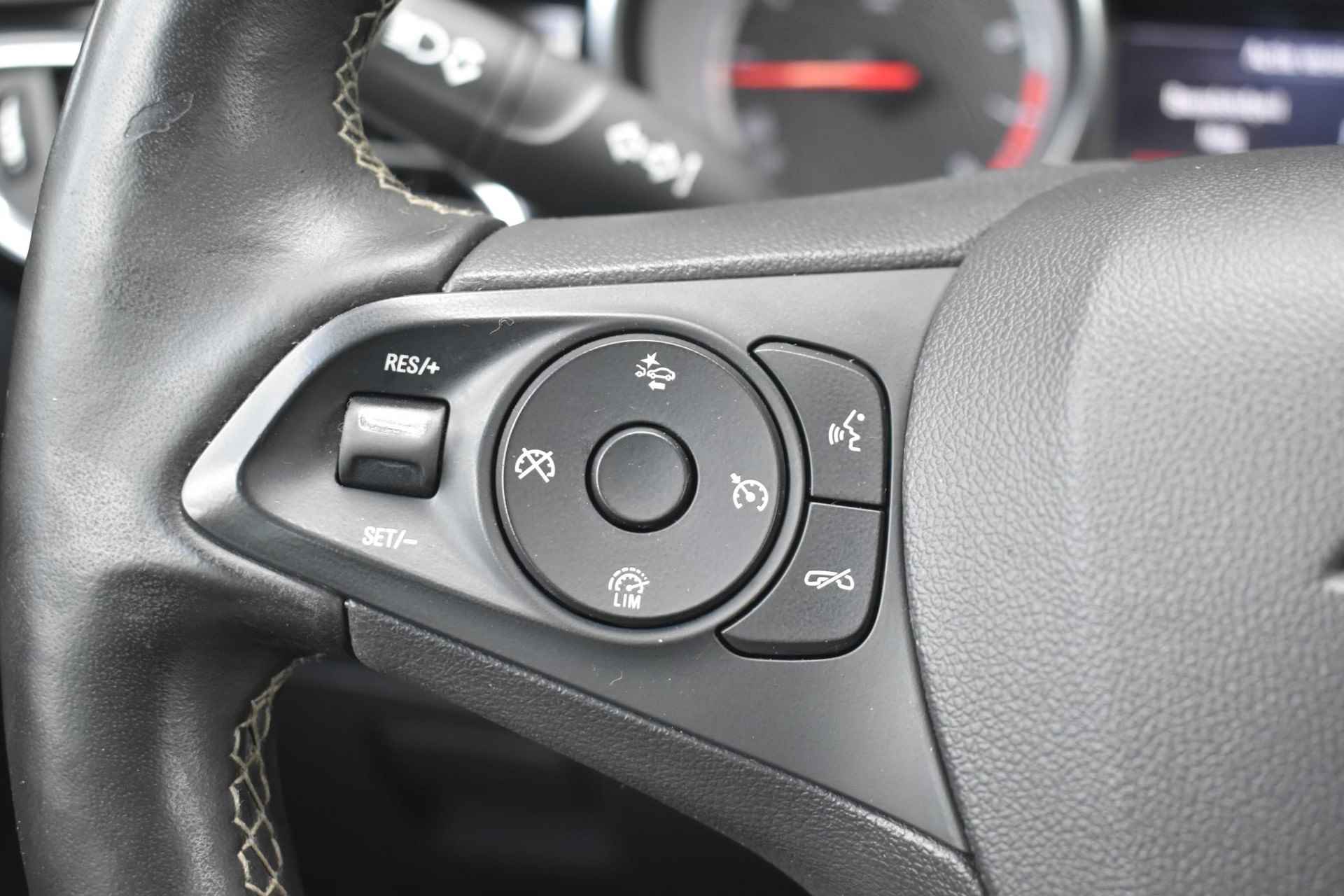 Opel Astra Sports Tourer 1.4 Turbo Innovation / Automaat / Winter pakket / Camera / Navigatie - 16/39