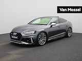 Audi RS5 Sportback 2.9 TFSI quattro 450 PK | RS-sportuitlaatsysteem | RS-dynamiekpakket | RS-sportonderstel plus DRC | 360 Camera | Panoramadak | Adaptive Cruise Control | Stoelverwarming | Virtual Cockpit | Laser LED Matrix | Lichtmetalen velgen | Privacy glass |