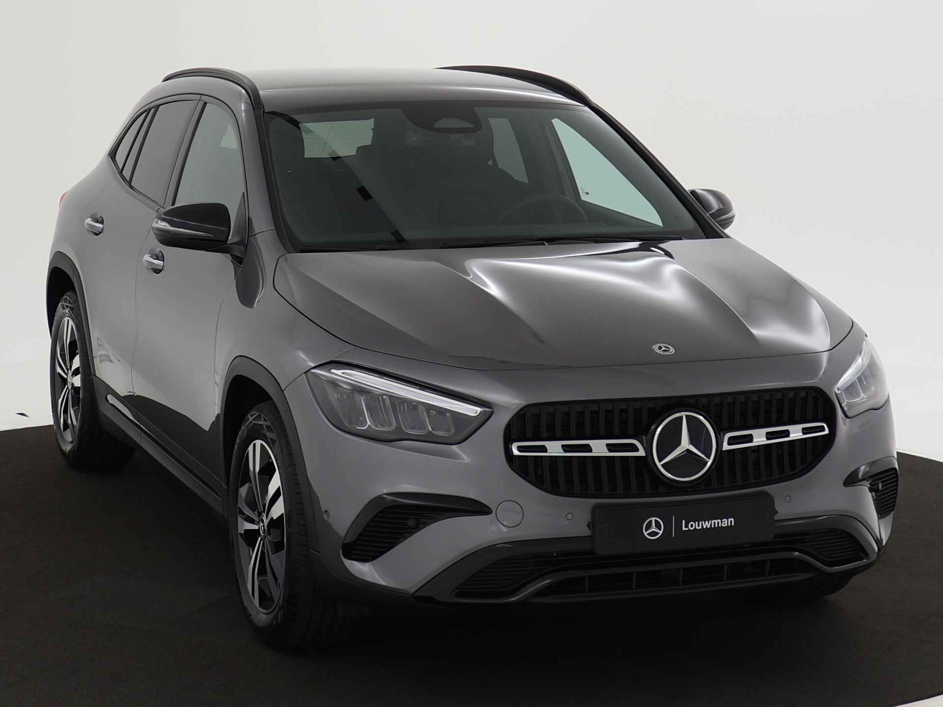 Mercedes-Benz GLA 180 Star Edition Luxury Line | Nightpakket | Trekhaak | Parkeerpakket met achteruitrijcamera | Spiegelpakket | USB-pakket plus | EASY PACK achterklep | Keyless-Go comfortpakket | GUARD 360 ° Vehicle protection Plus | - 24/38