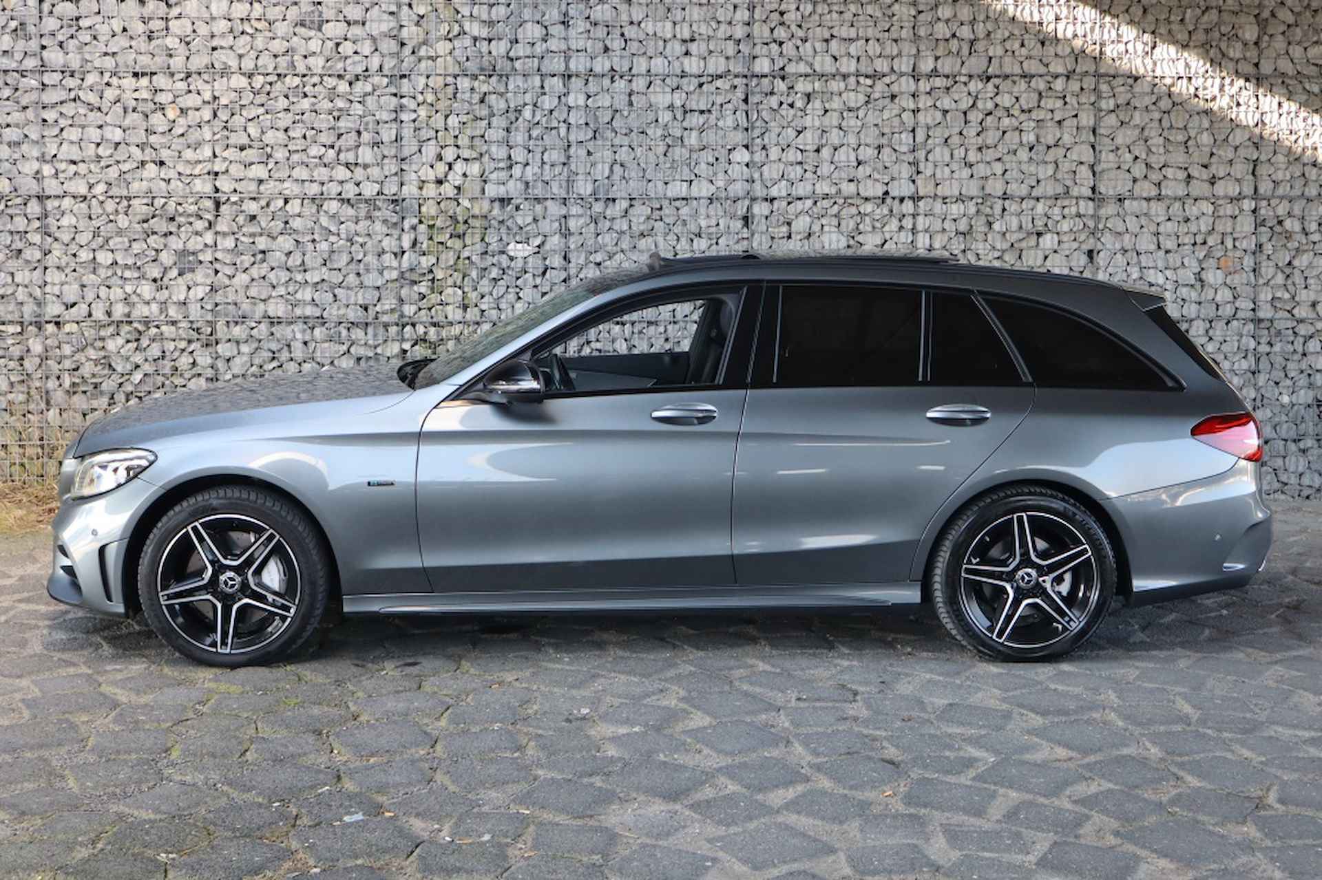 Mercedes-benz C-klasse Estate 300 e | Geen import | AMG | Schuifdak | Trekhaak - 16/23