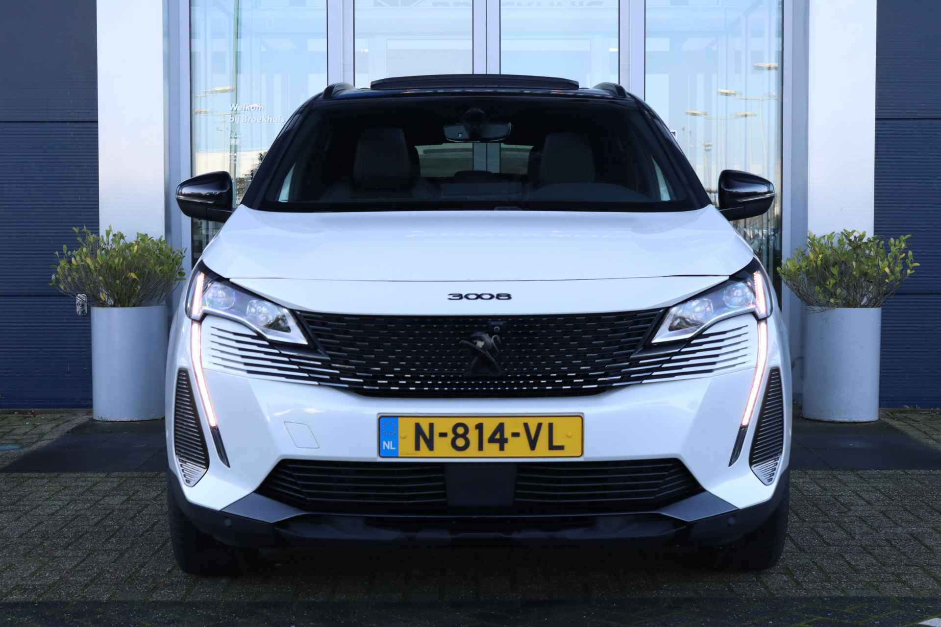 Peugeot 3008 1.2 PureTech GT | Blackpack | Schuif/kantel dak | 360 Camera | Alcantara | Massage | ACC | Elektr. klep - 15/55