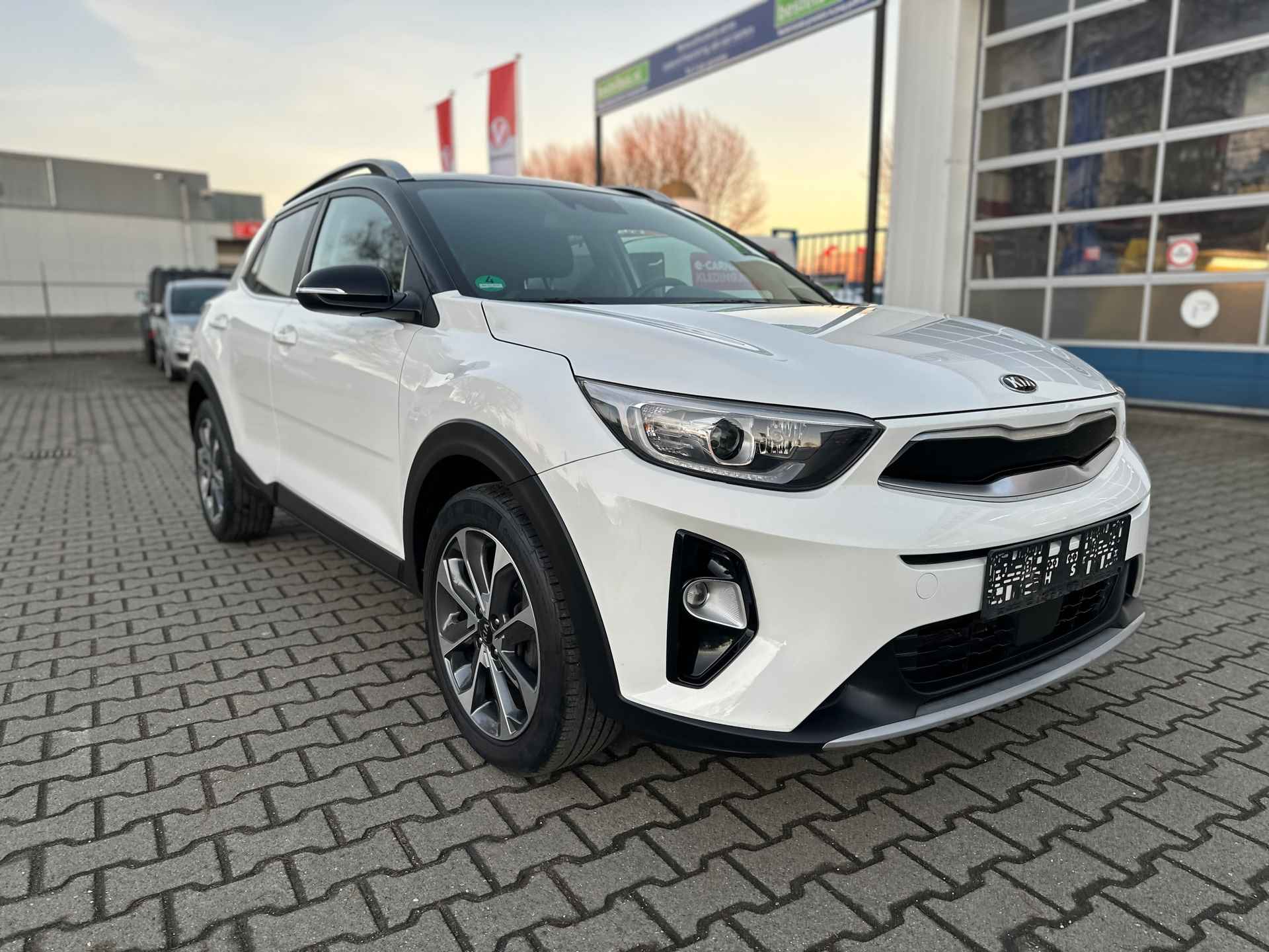 Kia Stonic 1.0 T-GDi DynamicPlusLine (BOVAG/RIJKLAARPRIJS) - 3/24