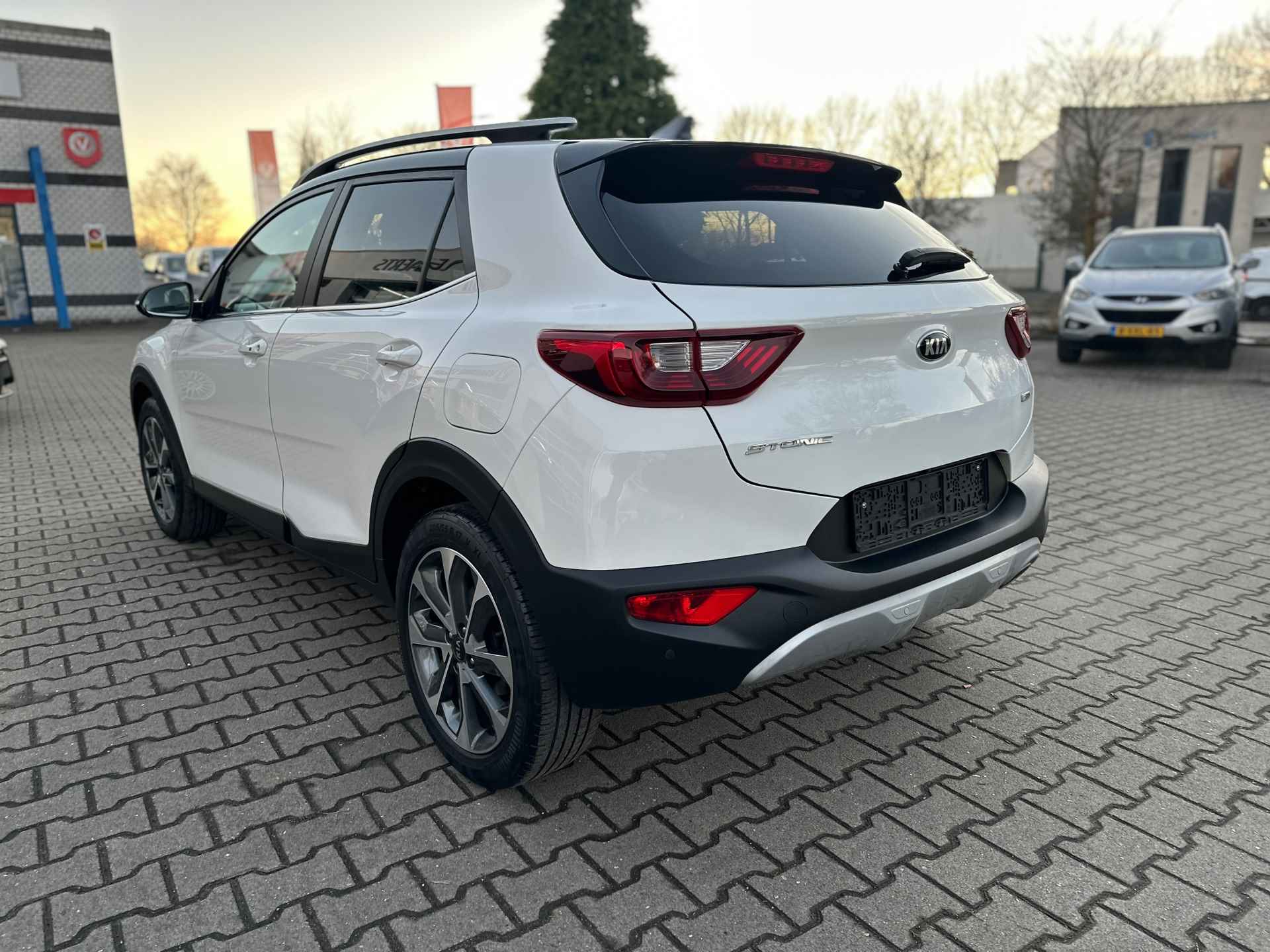 Kia Stonic 1.0 T-GDi DynamicPlusLine (BOVAG/RIJKLAARPRIJS) - 10/24