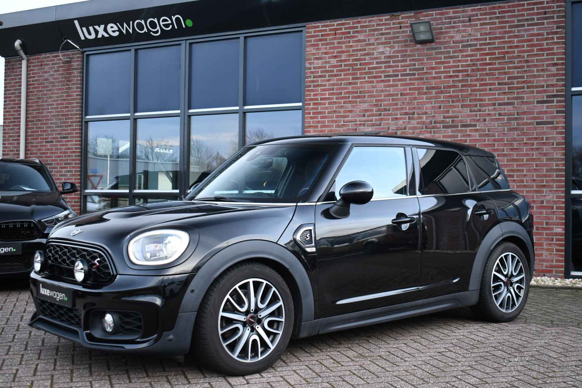 MINI Countryman 2.0 Cooper S 192pk Pano JCW-zetels ACC H/K Keyless - 43/78