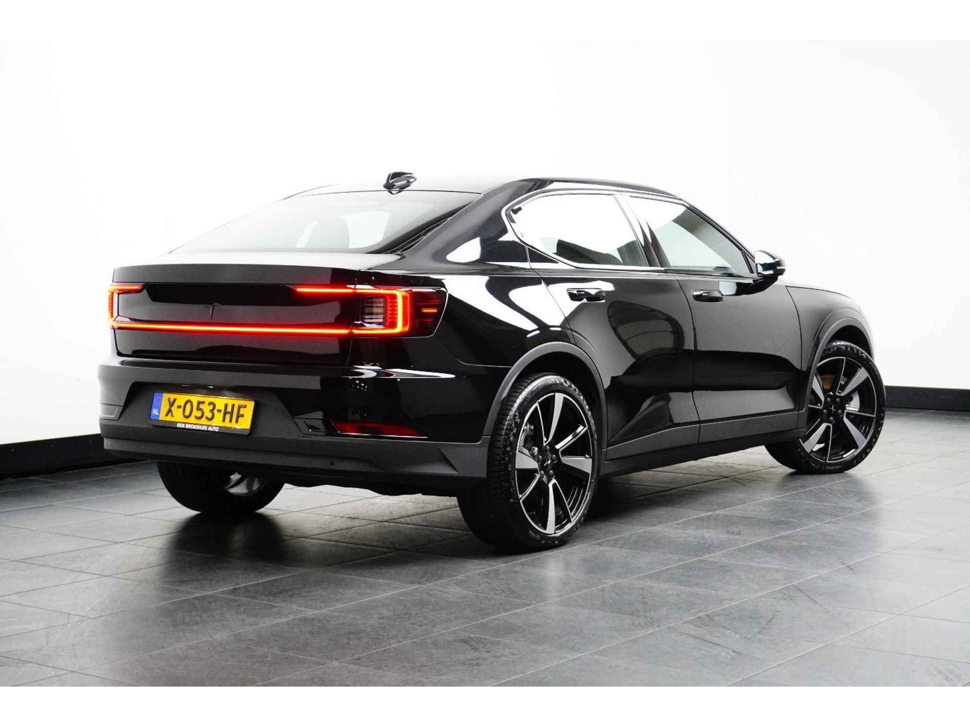 Polestar 2 Standard Range Single Motor 69 kWh - 3/18