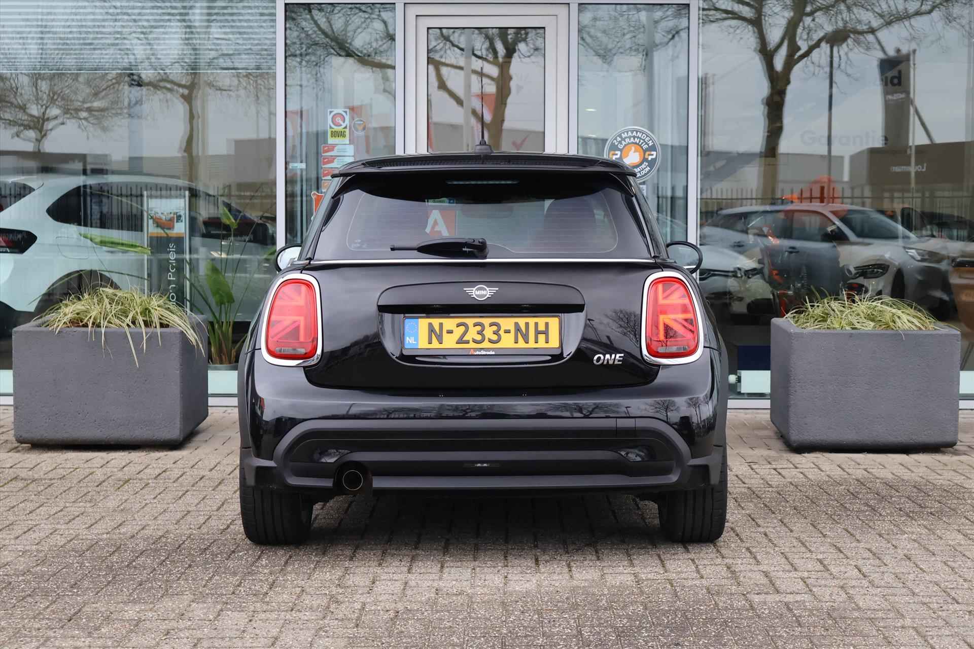 Mini Mini 3-Deurs (f56) 1.5 ONE Classic 102pk | Virtual | Head-Up | Carplay | Navi | Climate | LED | Union Jack - 13/37