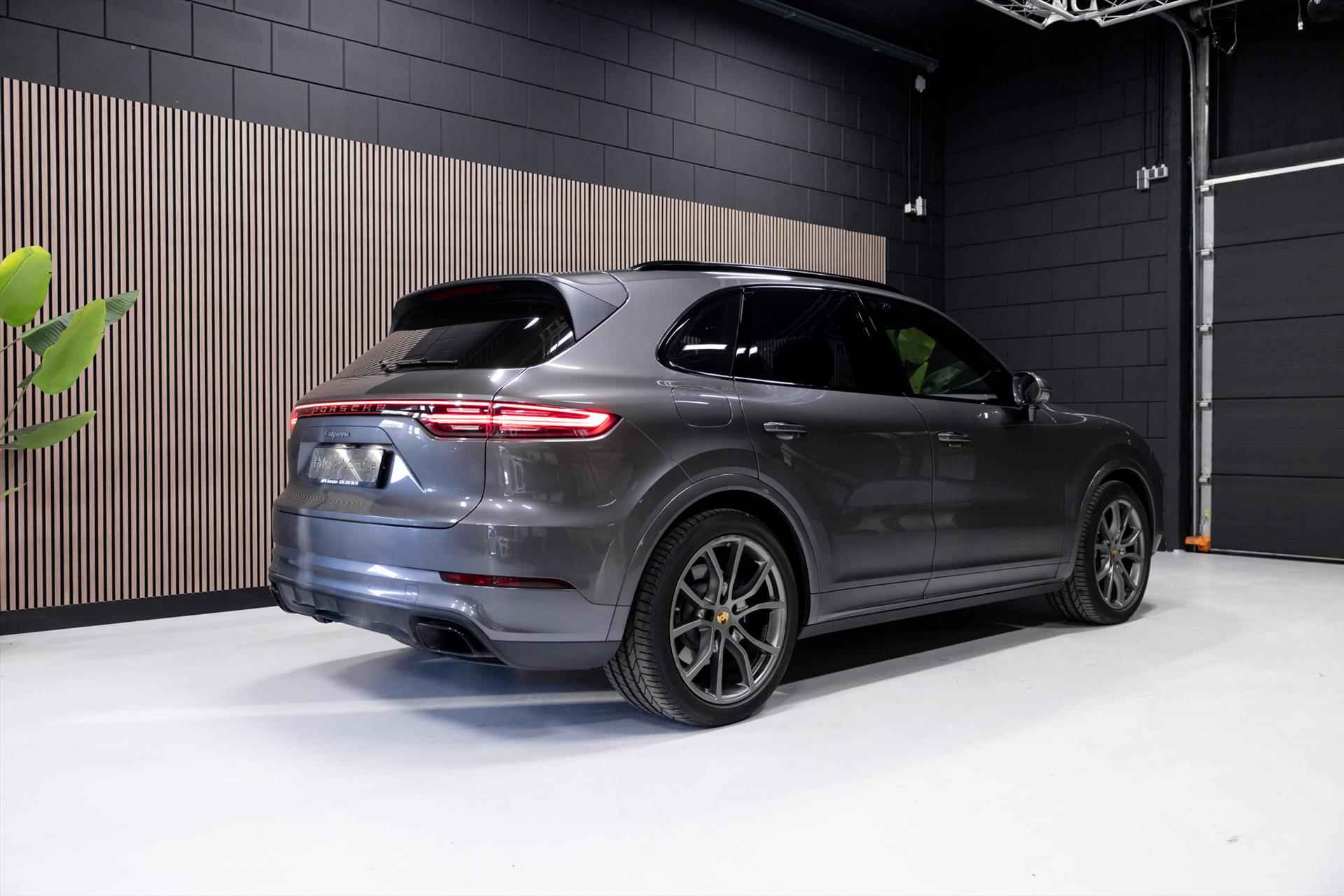 PORSCHE Cayenne 3.0 V6 416pk E-Hybrid S Tiptronic S Platinum Edition - 12/69