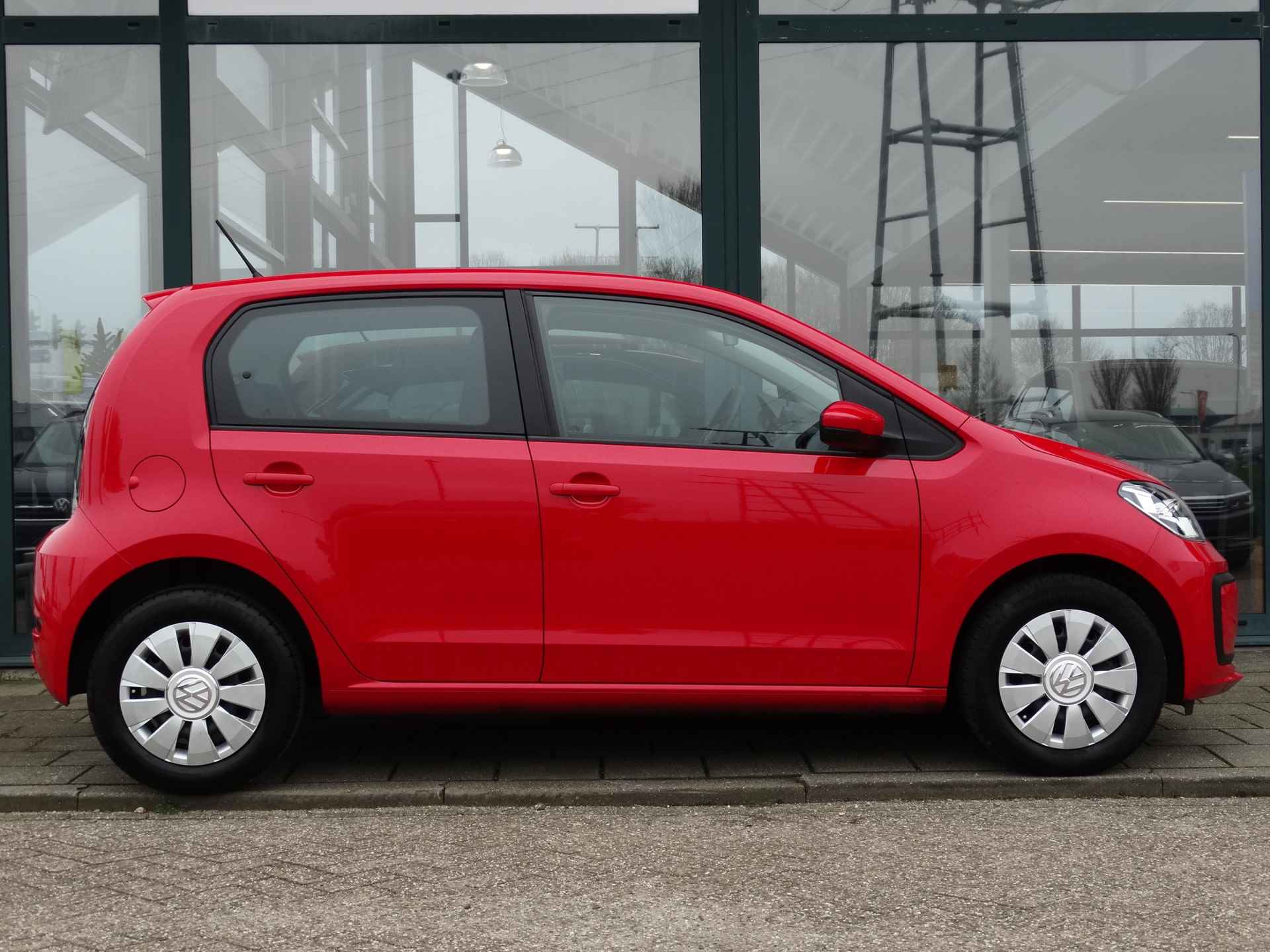 Volkswagen up! 1.0 BMT move up! | Airco | DAB radio | Bluetooth - 5/25