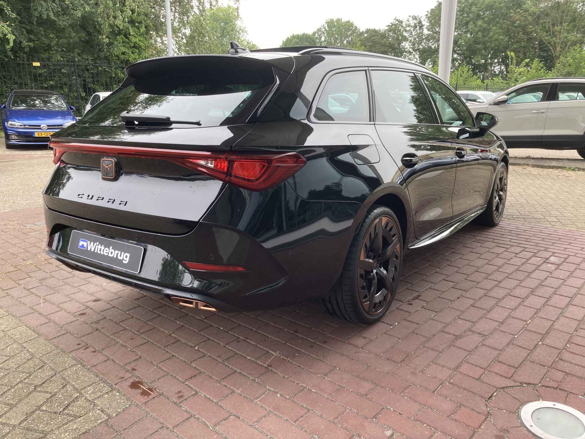 CUPRA Leon Sportstourer 1.4 e-Hybrid 245pk DSG Performance / Panoramadak / Supersport Stuur / Virtual Pedal / Memory Seat  / Navi / Camera / Keyless / 19" LMV - 8/20