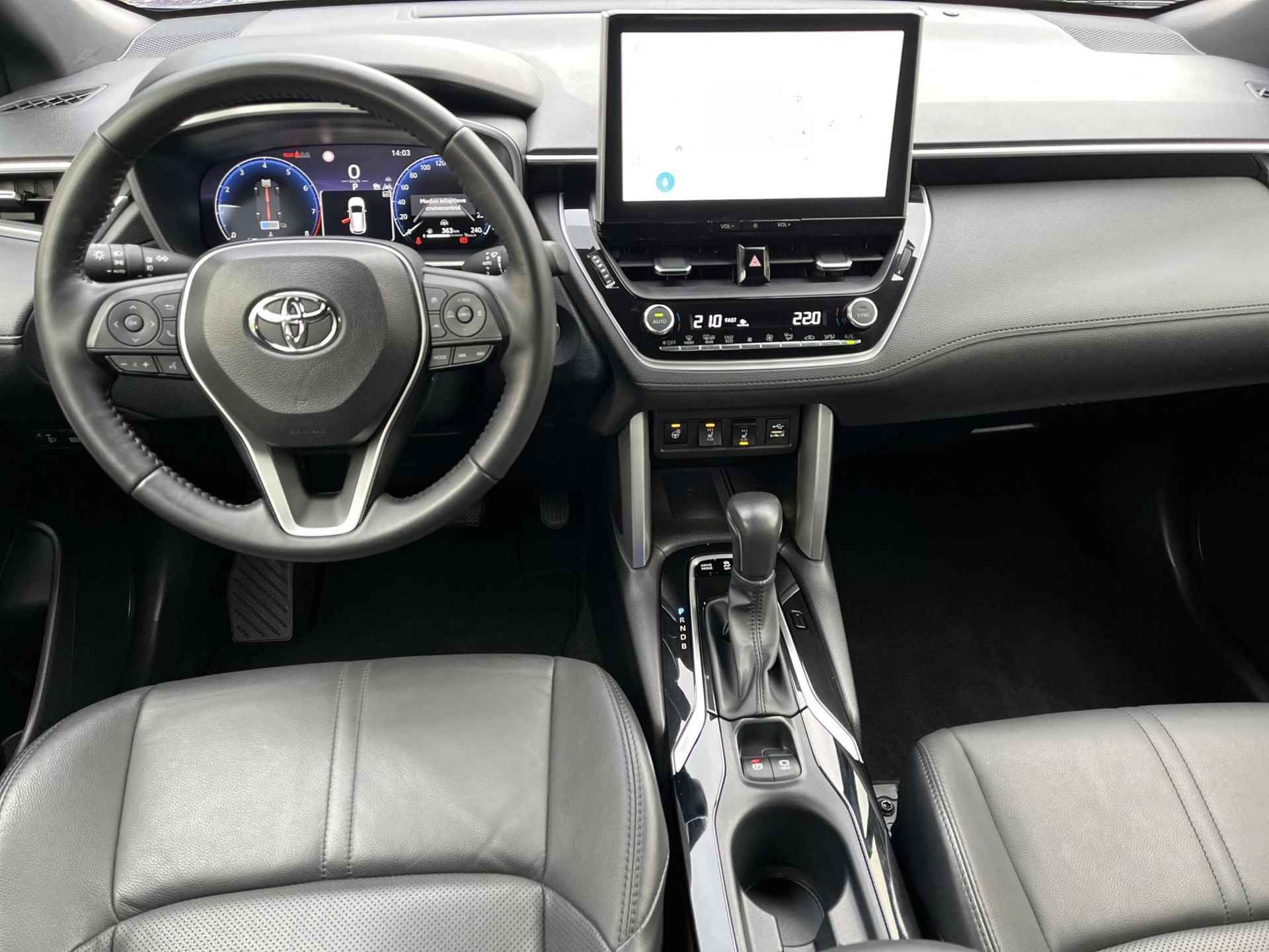 Toyota Corolla Cross Hybrid 200 Executive | Lederen bekleding | Stoel- + stuurverwarming | Navigatie | Parkeersensoren | - 11/26